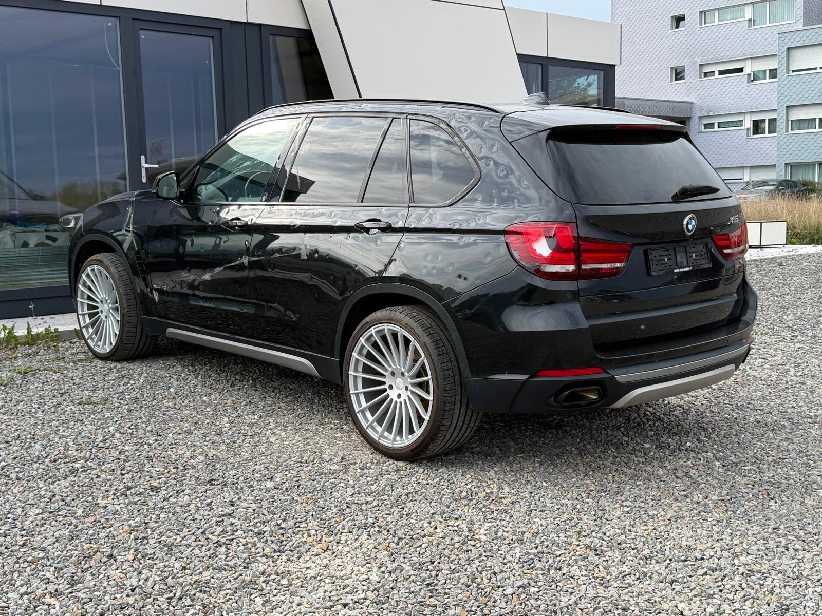 BMW X5 xDrive 40d Steptronic *HAGELSCHADEN* **Jetzt nur noch CHF 18'900.- statt CHF 25'900.-**-image-6
