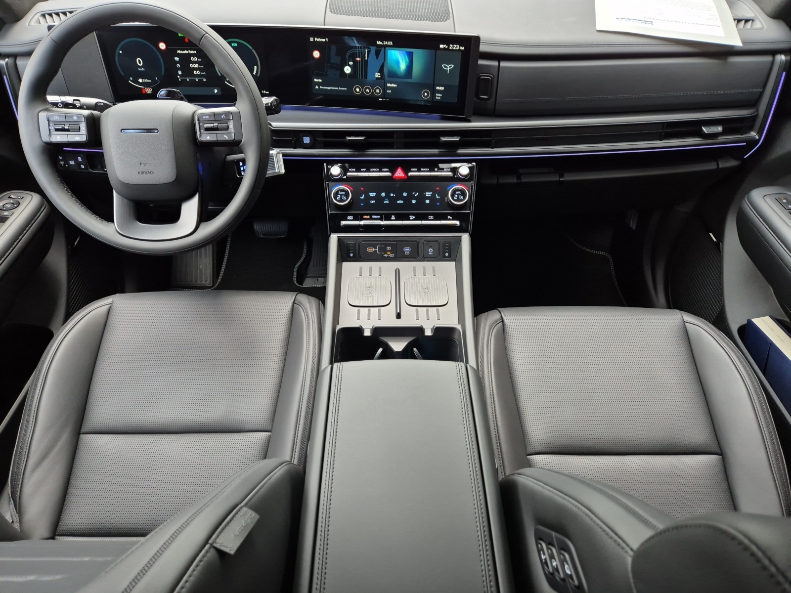 HYUNDAI Santa Fe 1.6 T-GDi PHEV Calligraphy-image-7