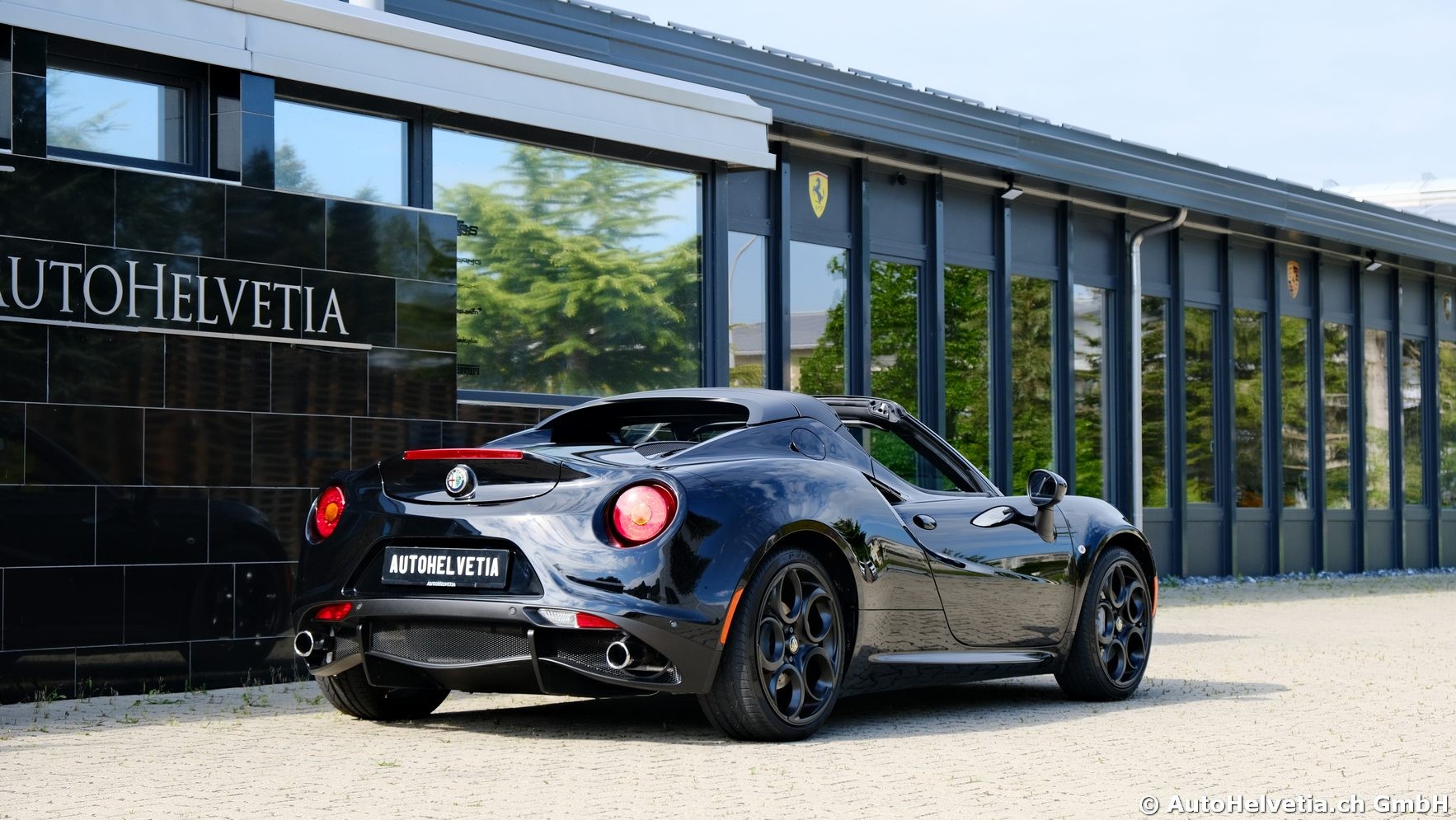 ALFA ROMEO 4C Spider 1750 TBi TCT-image-4
