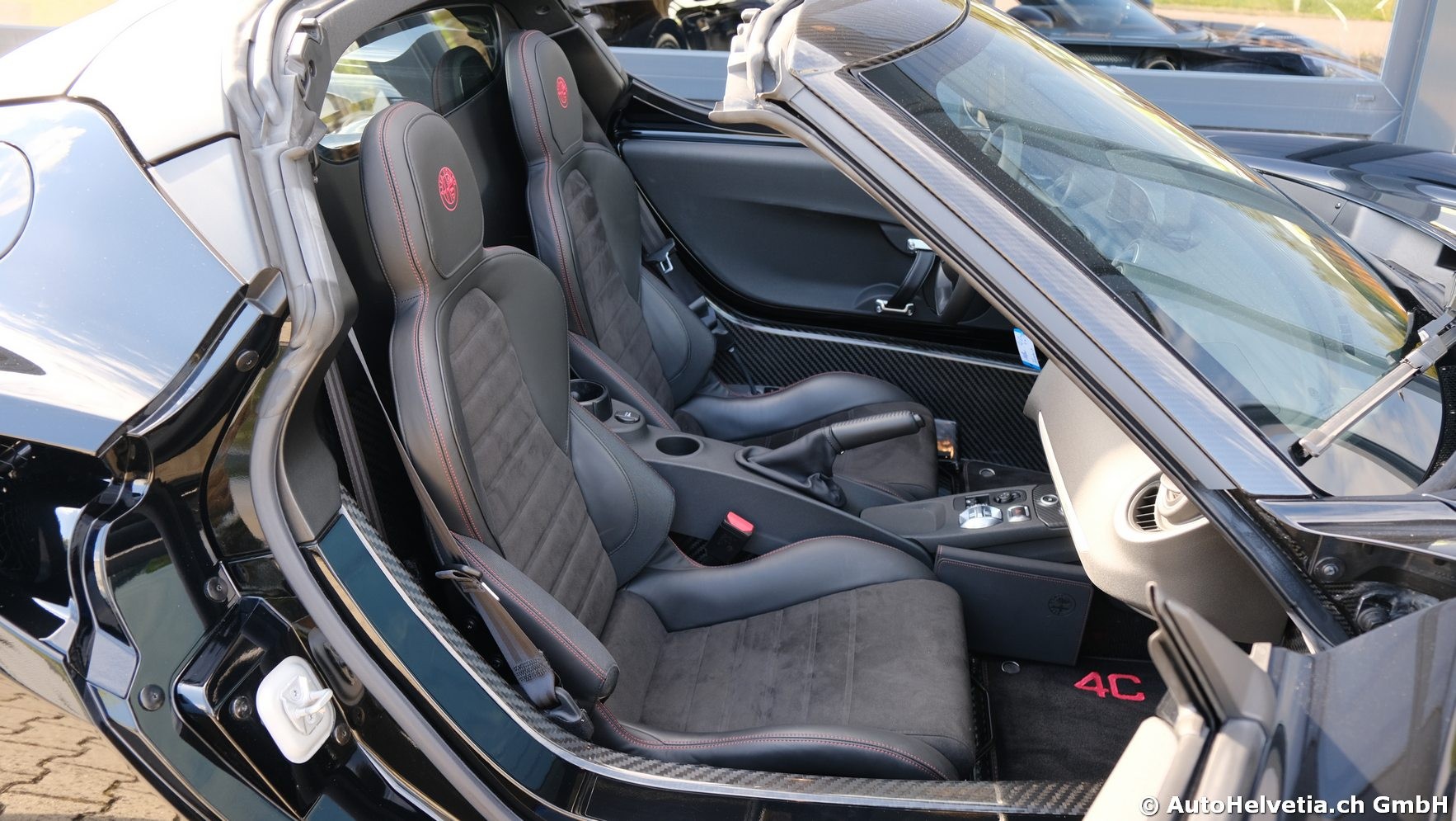 ALFA ROMEO 4C Spider 1750 TBi TCT-image-13