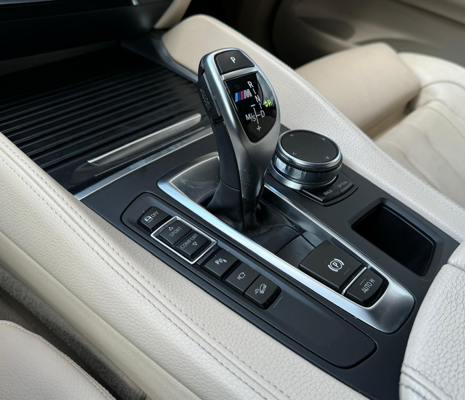 BMW X6 M50d Steptronic-image-17