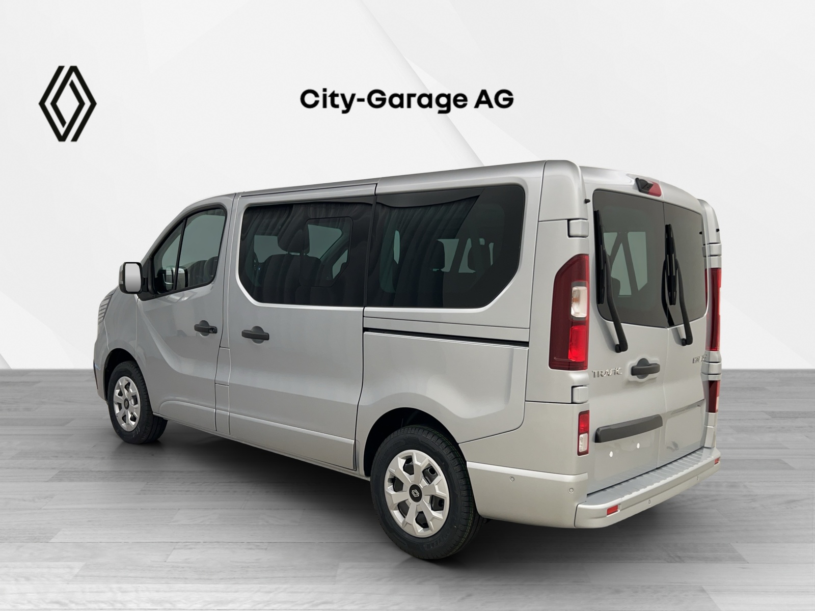 RENAULT Trafic Passenger 2.0 dCi Blue-image-1