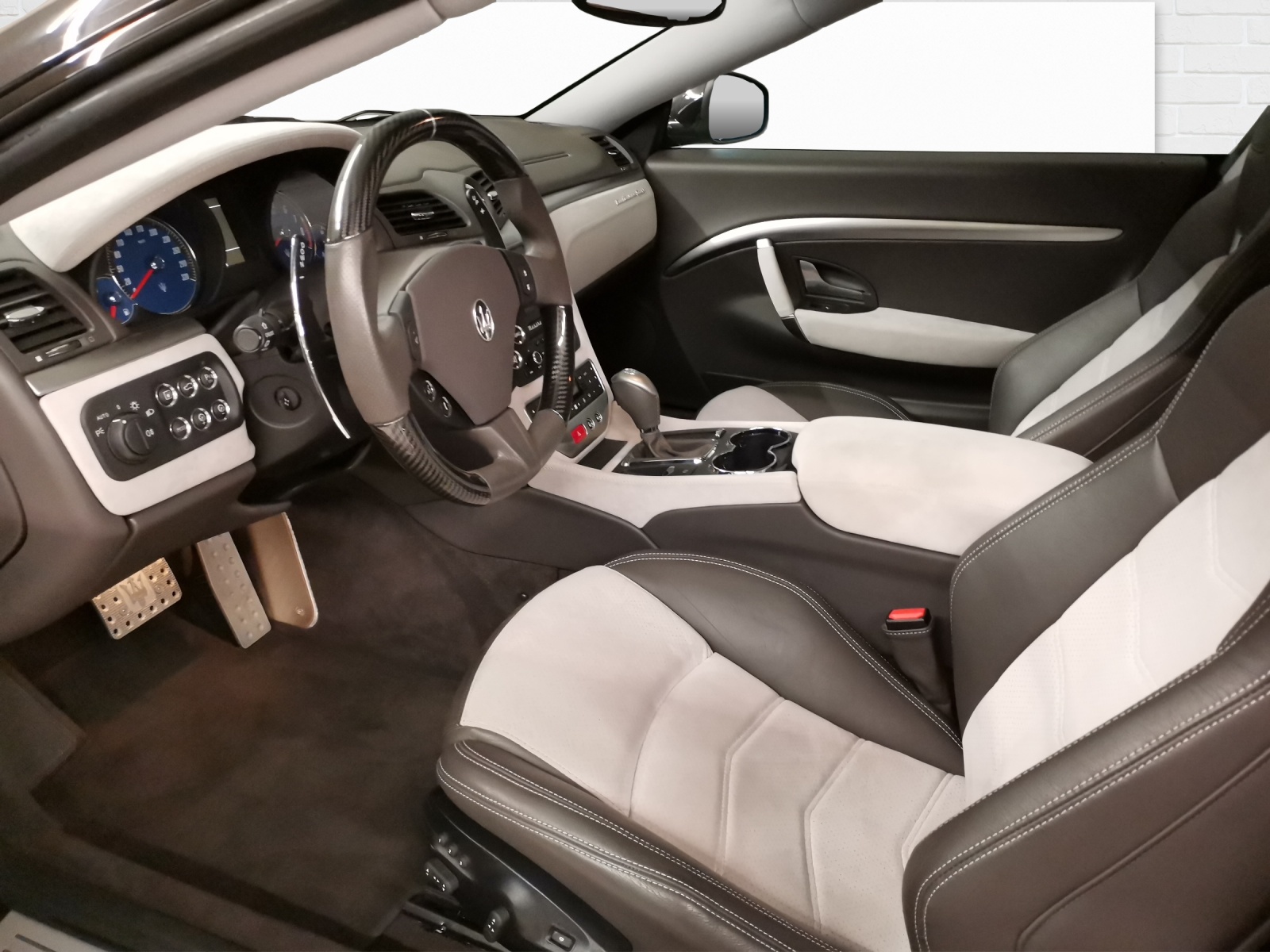 MASERATI Granturismo 4.7 V8 Sport-image-6