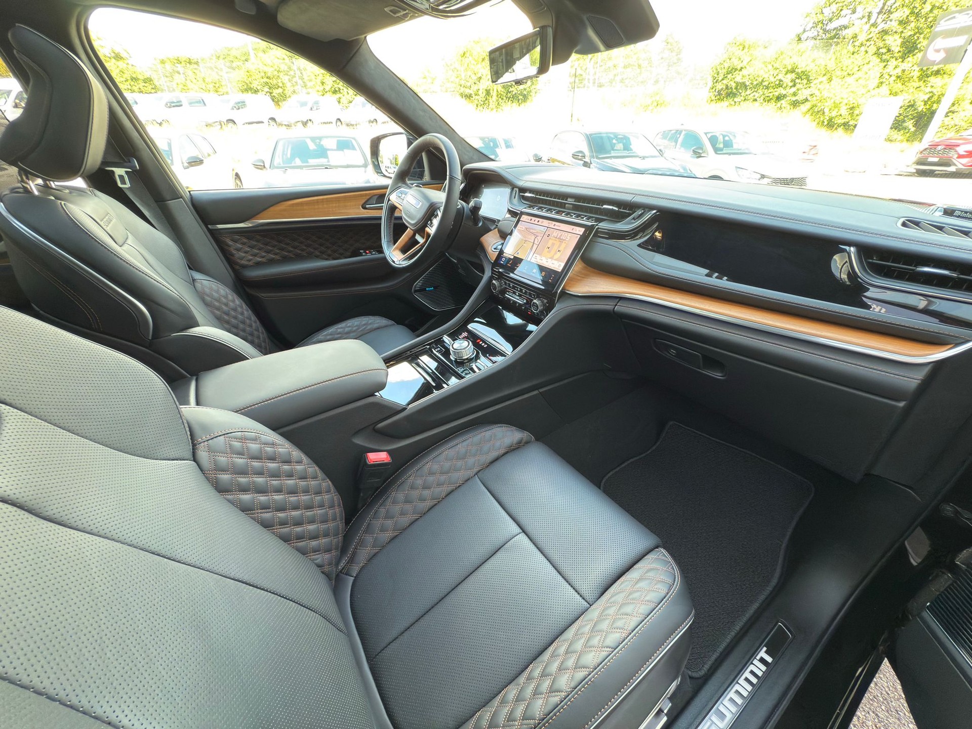 JEEP Grand Cherokee 2.0 Plug-in-Hybrid Summit Reserve 4xe-image-8