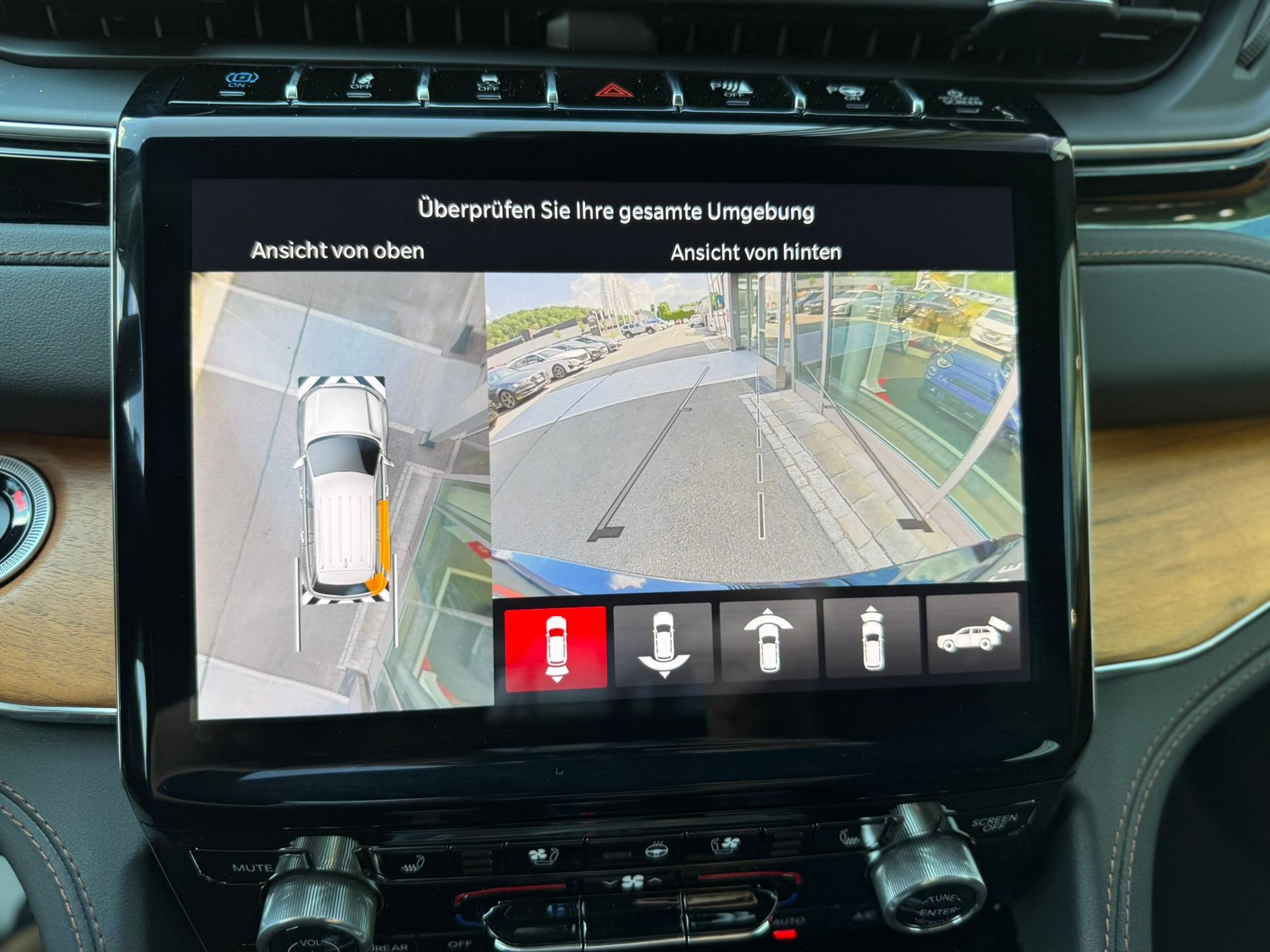 JEEP Grand Cherokee 2.0 Plug-in-Hybrid Summit Reserve 4xe-image-13