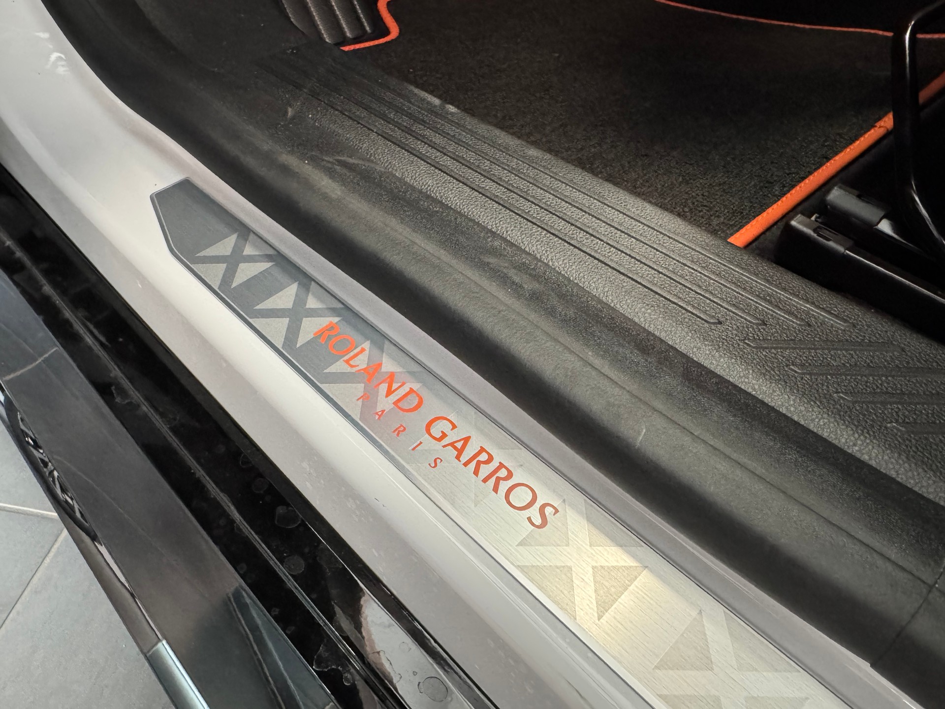 RENAULT R5 E-TECH ELECTRIC Roland Garros 150PS Comfort Range-image-16