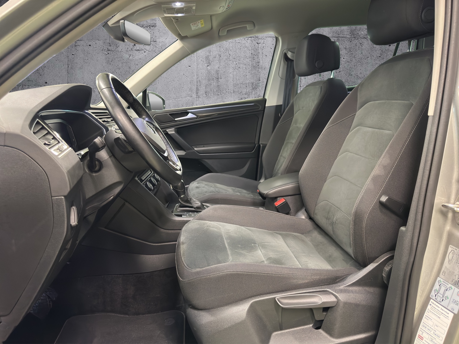 VW Tiguan 2.0TSI Comfortline 4Motion DSG-image-7