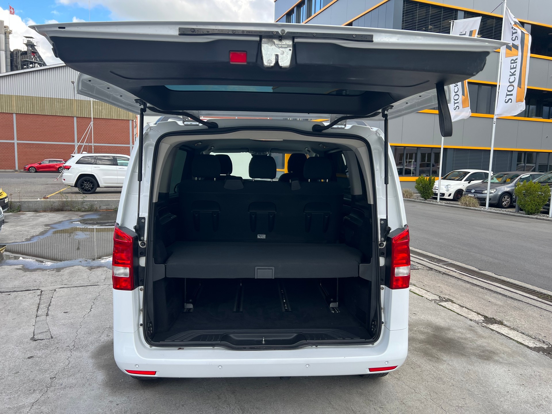 MERCEDES-BENZ Vito 114 BlueTec Tourer Select 7G-Tronic-image-8