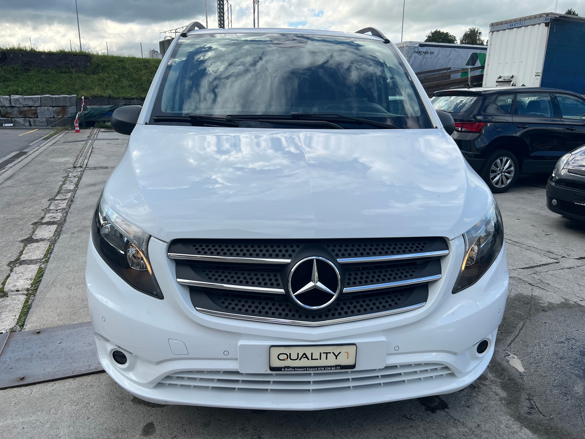 MERCEDES-BENZ Vito 114 BlueTec Tourer Select 7G-Tronic