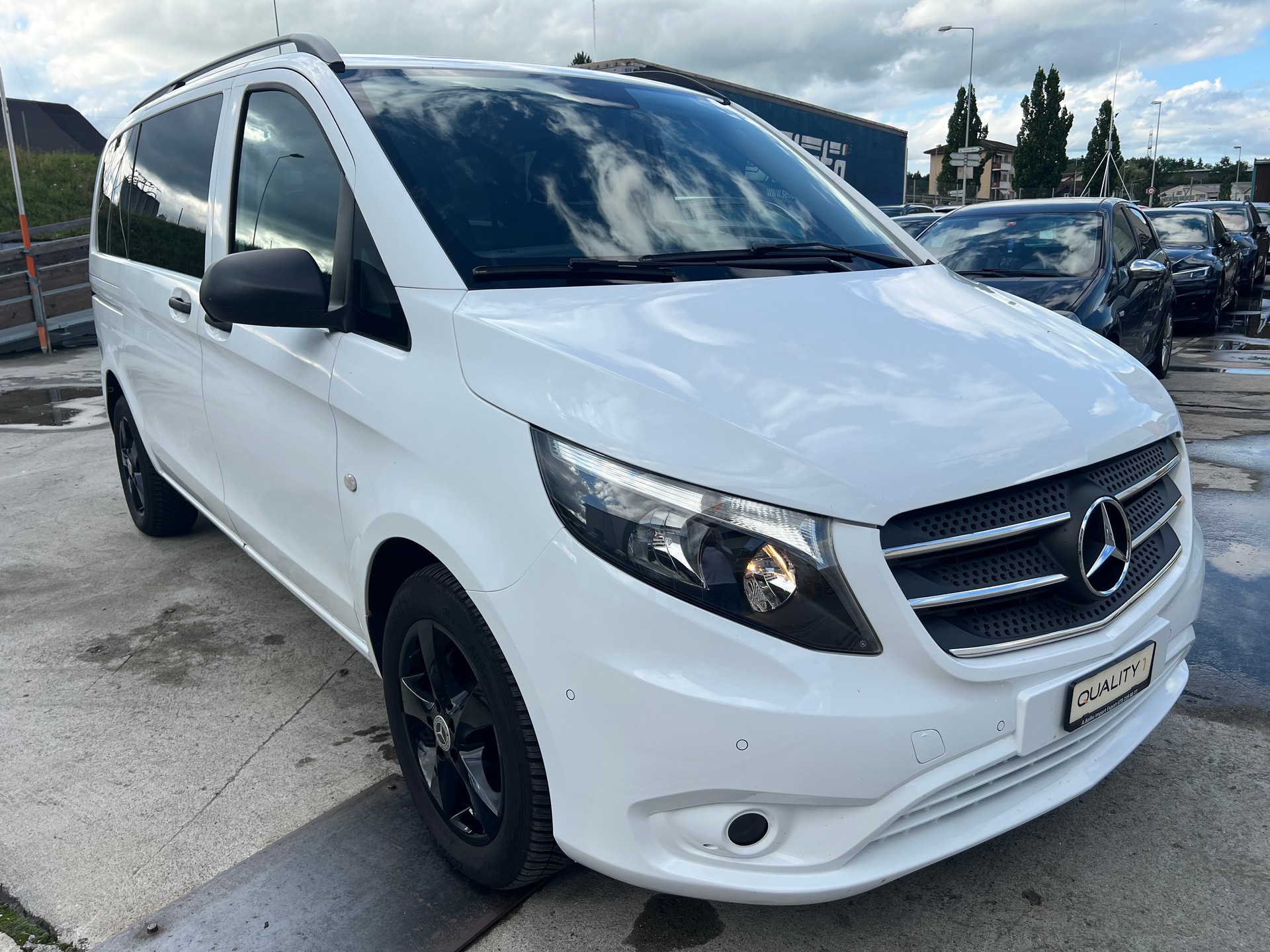MERCEDES-BENZ Vito 114 BlueTec Tourer Select 7G-Tronic-image-1