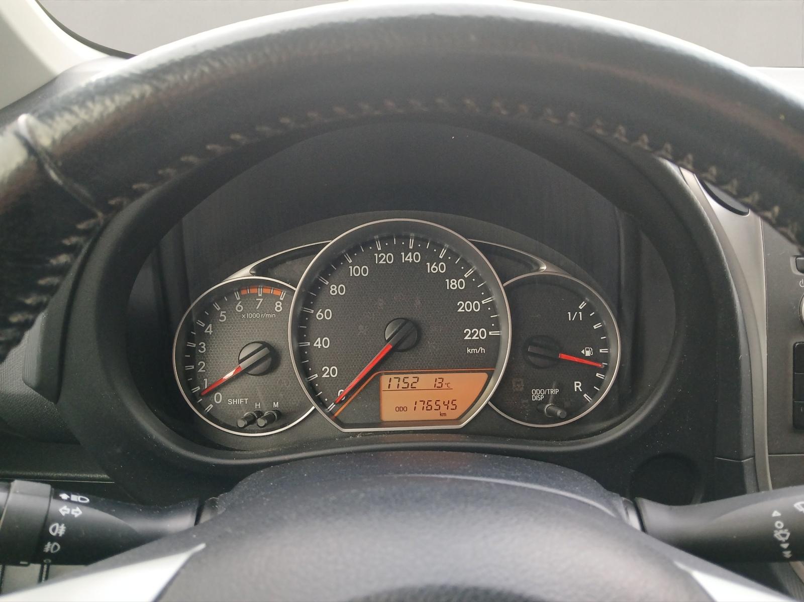 TOYOTA Verso-S 1.33 VVT-i Linea Luna-image-14