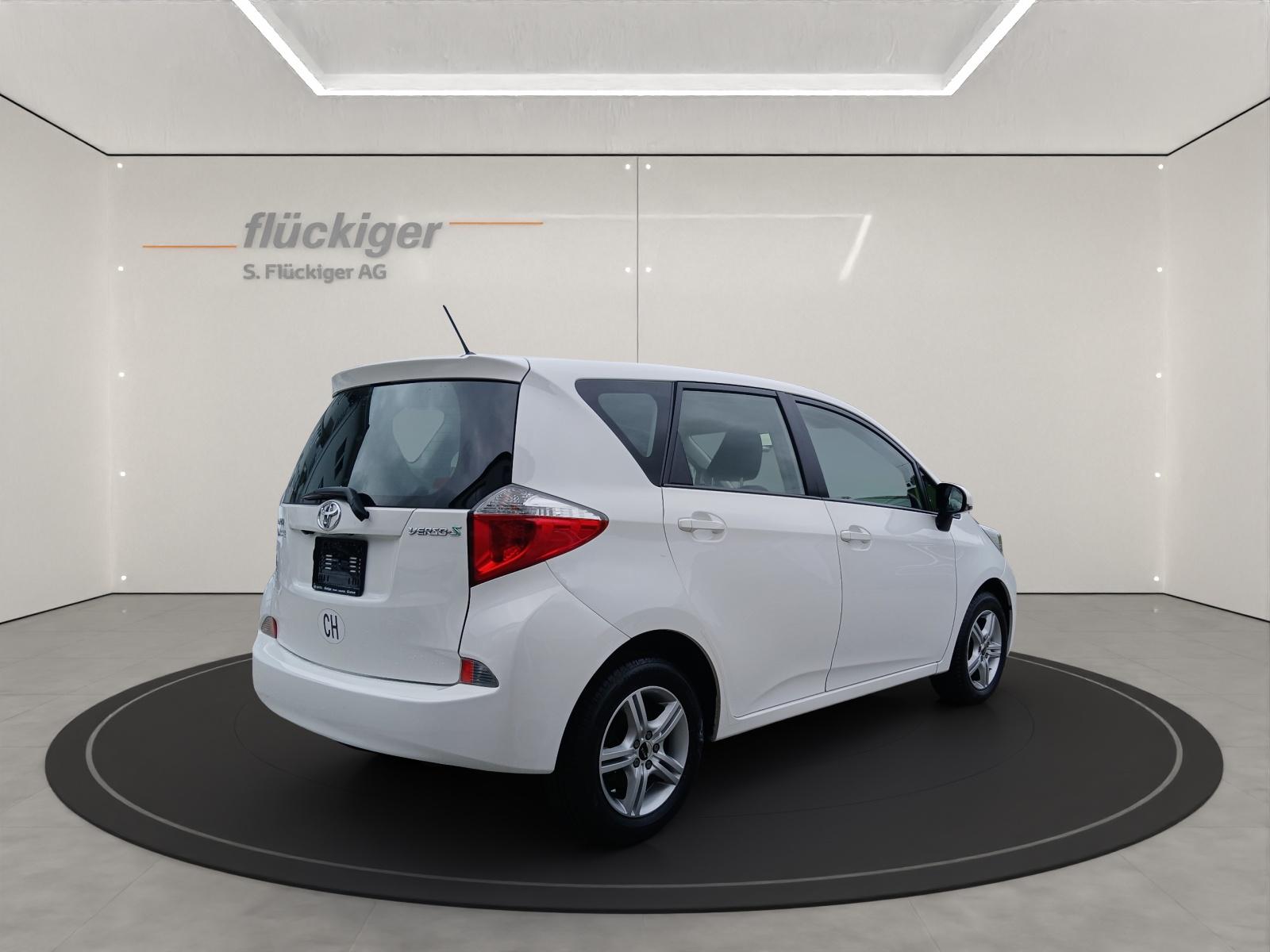 TOYOTA Verso-S 1.33 VVT-i Linea Luna-image-4