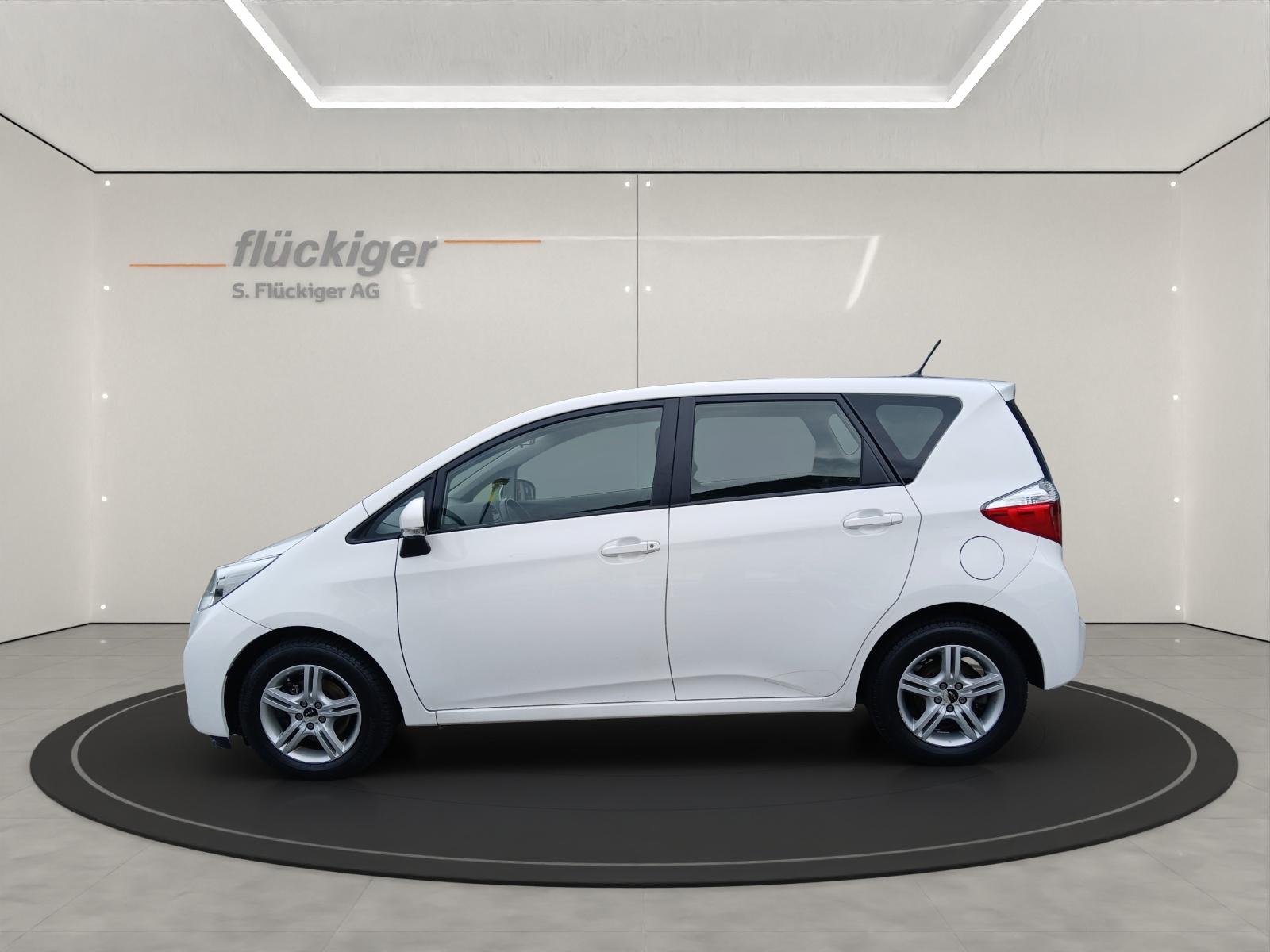 TOYOTA Verso-S 1.33 VVT-i Linea Luna-image-7