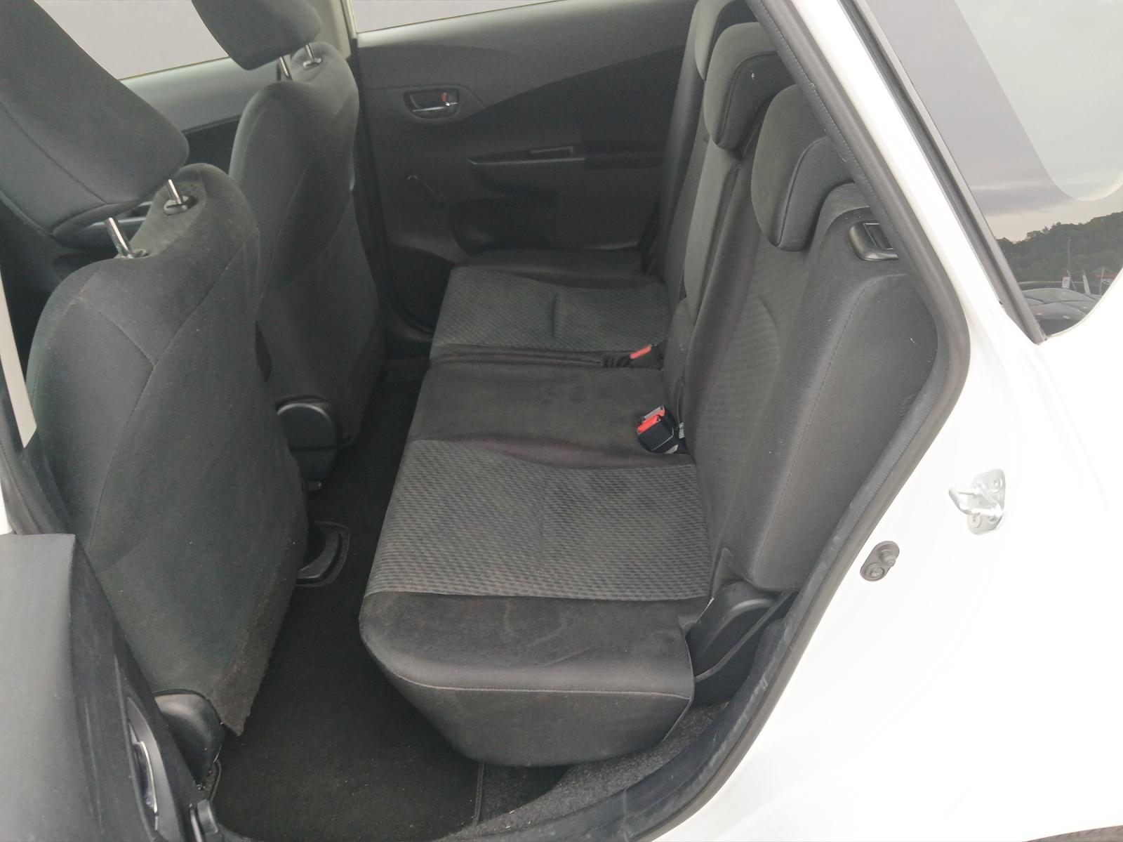 TOYOTA Verso-S 1.33 VVT-i Linea Luna-image-9