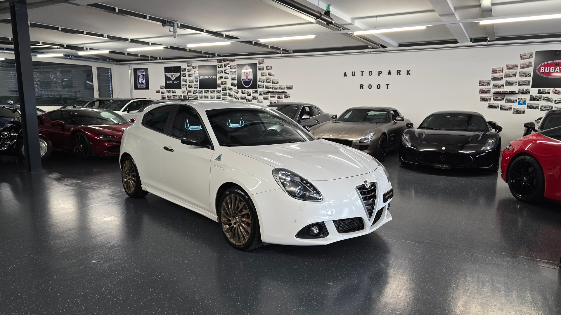 ALFA ROMEO Giulietta 1750 TBi Quadrifoglio Verde TCT-image-0