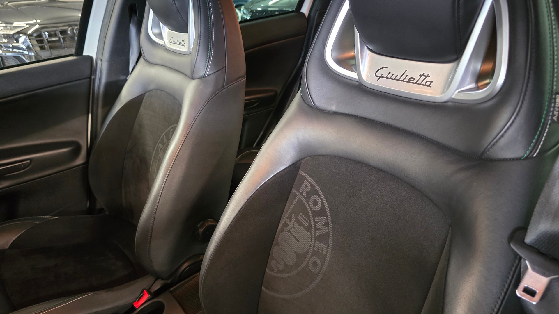 ALFA ROMEO Giulietta 1750 TBi Quadrifoglio Verde TCT-image-17