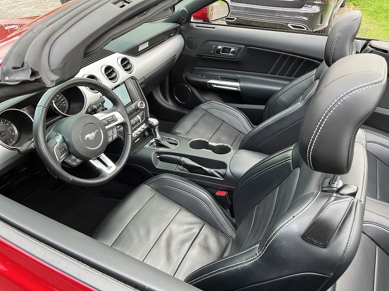 FORD Mustang Convertible 5.0 V8 GT-image-11