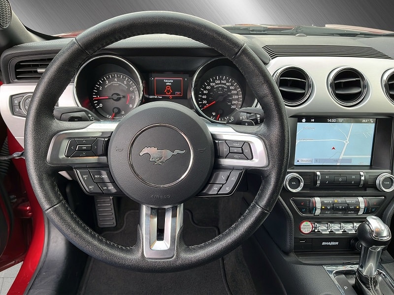 FORD Mustang Convertible 5.0 V8 GT-image-6