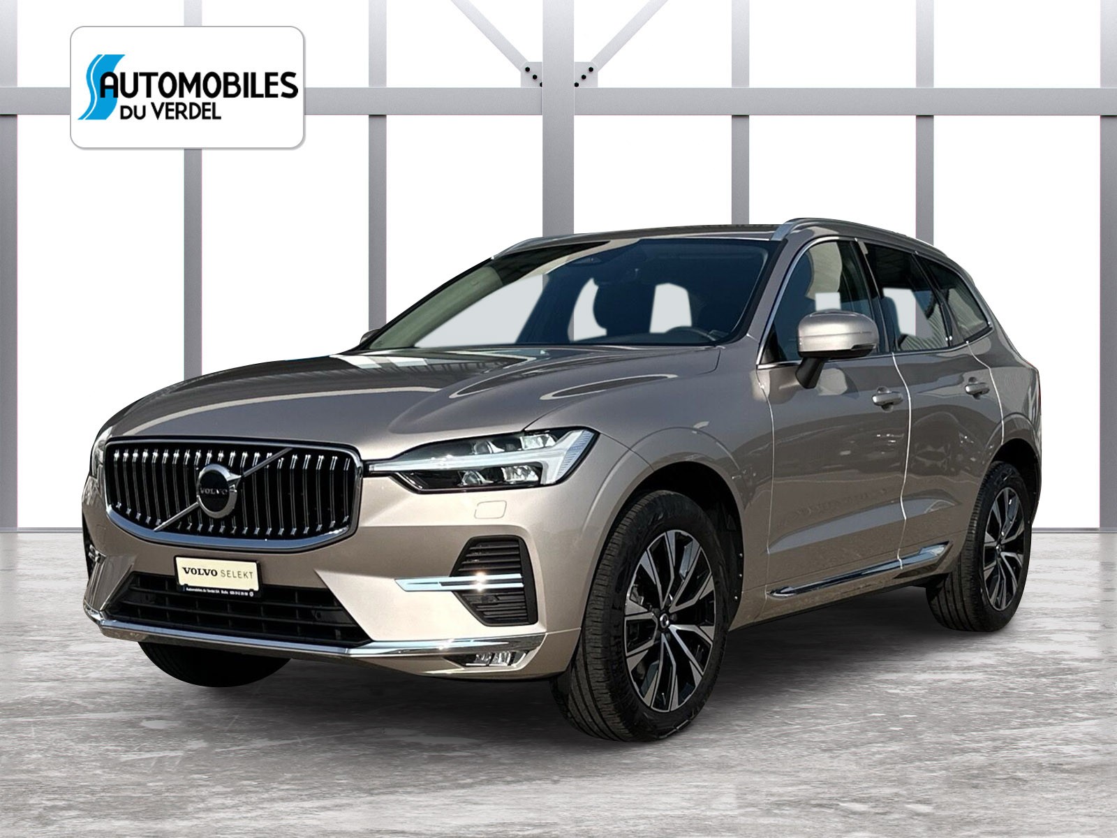 VOLVO XC60 2.0 B5 MH Diesel Plus Bright AWD-image-0