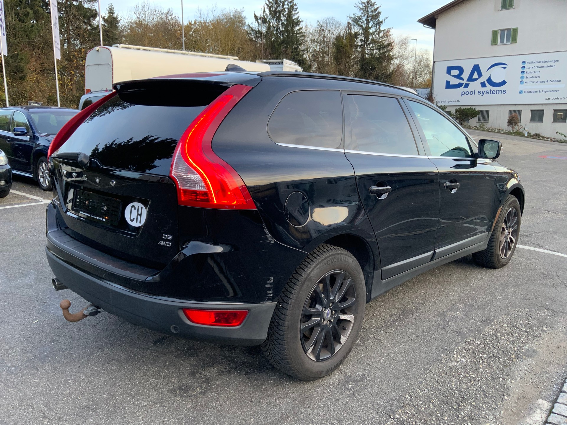 VOLVO XC60 D5 AWD Geartronic-image-3