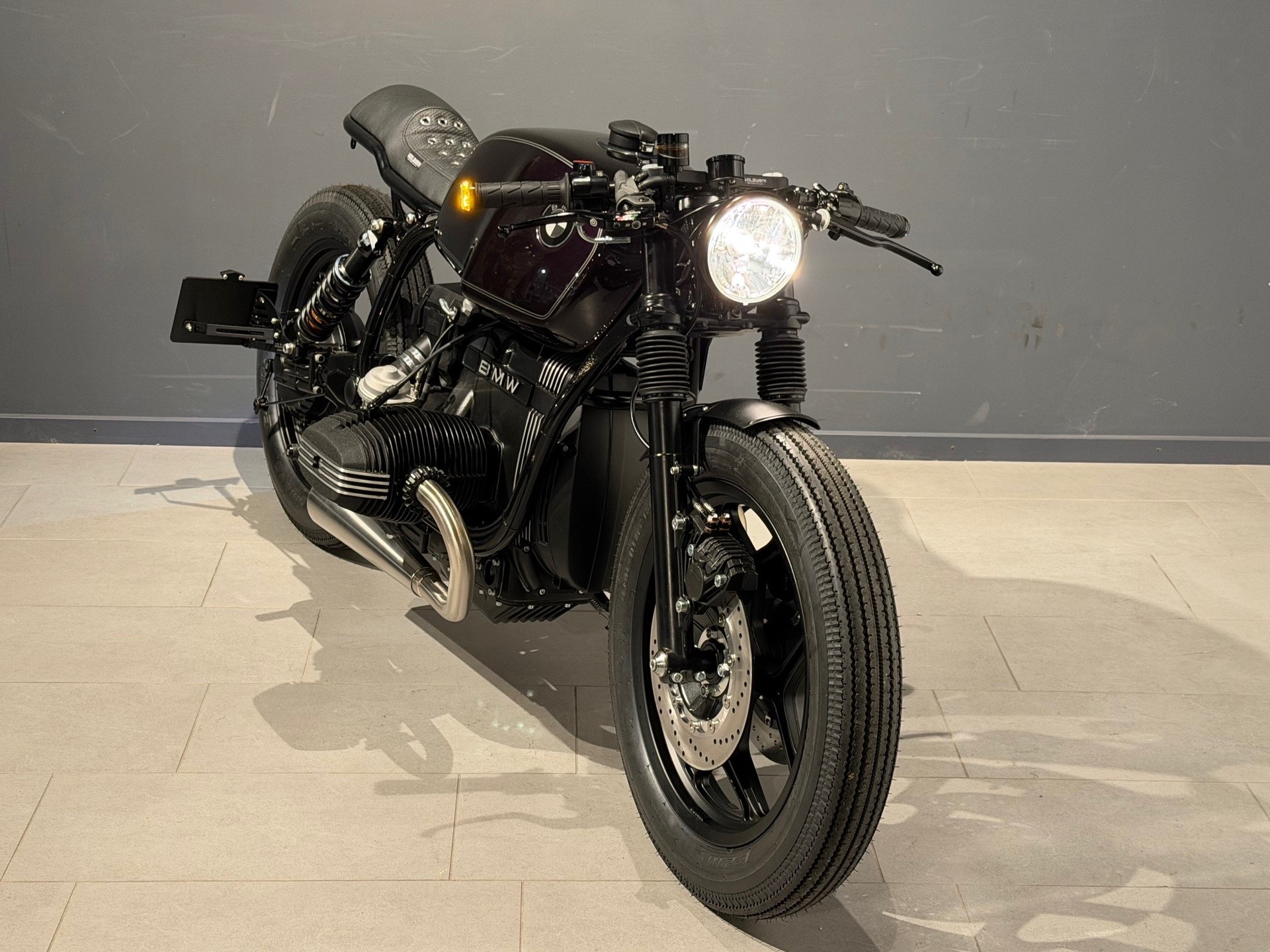 BMW R 80-showroom-element-1