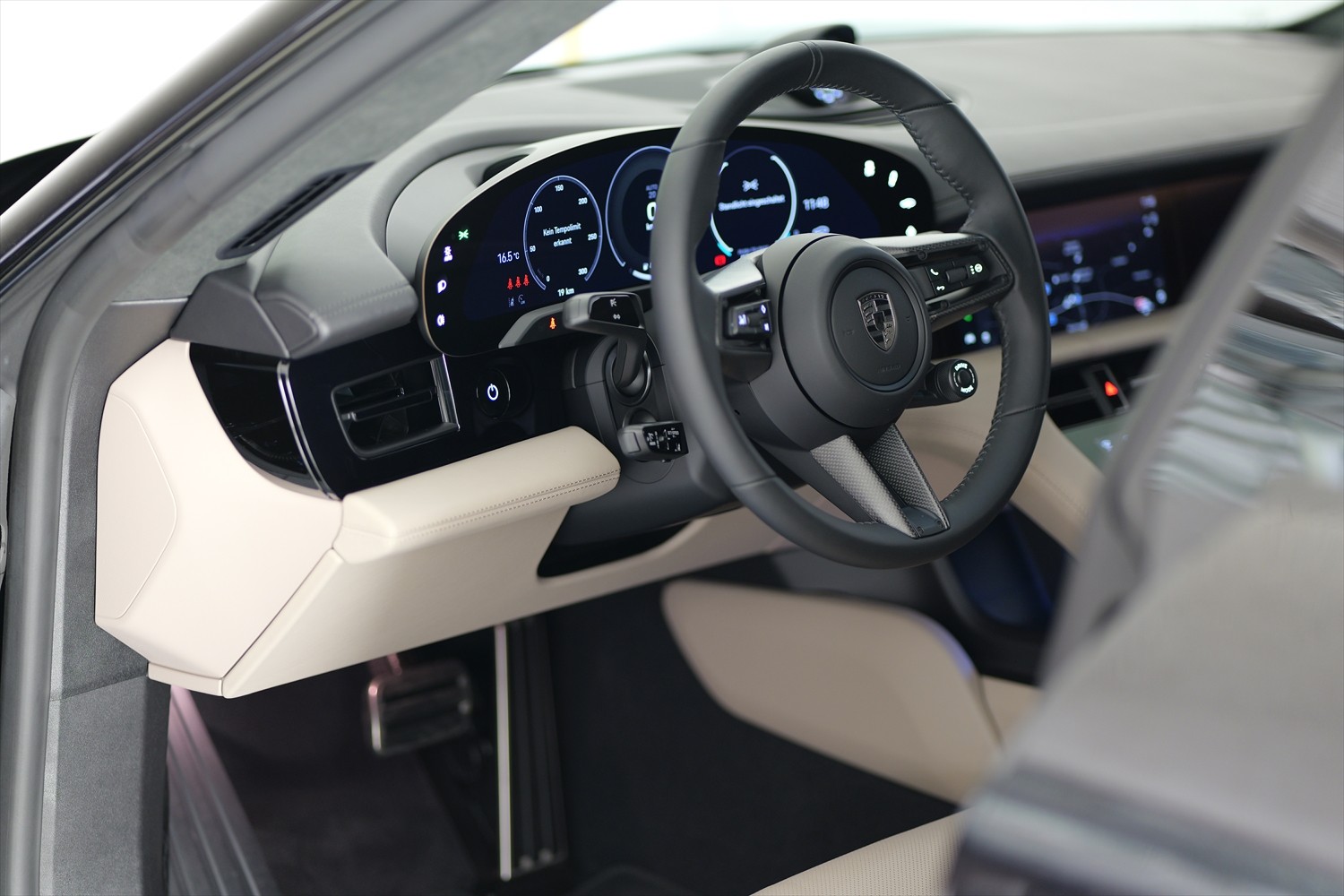 Taycan Cr. Tur Turb104kWh