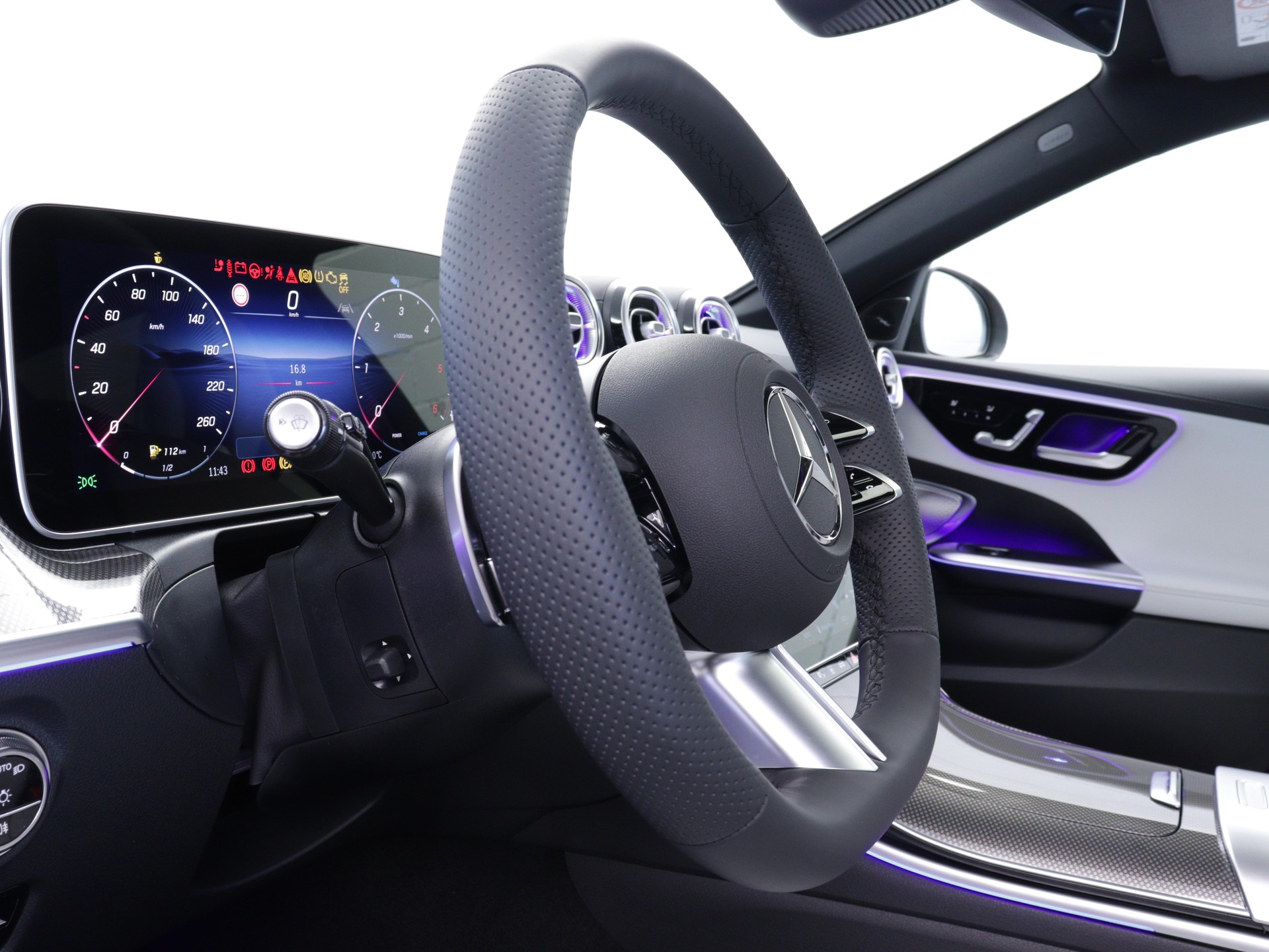MERCEDES-BENZ C 220 d Swiss Star AMG Line 4matic Kombi-image-4