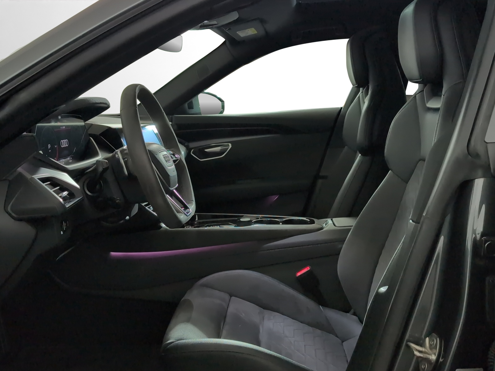 AUDI e-tron GT quattro-image-5