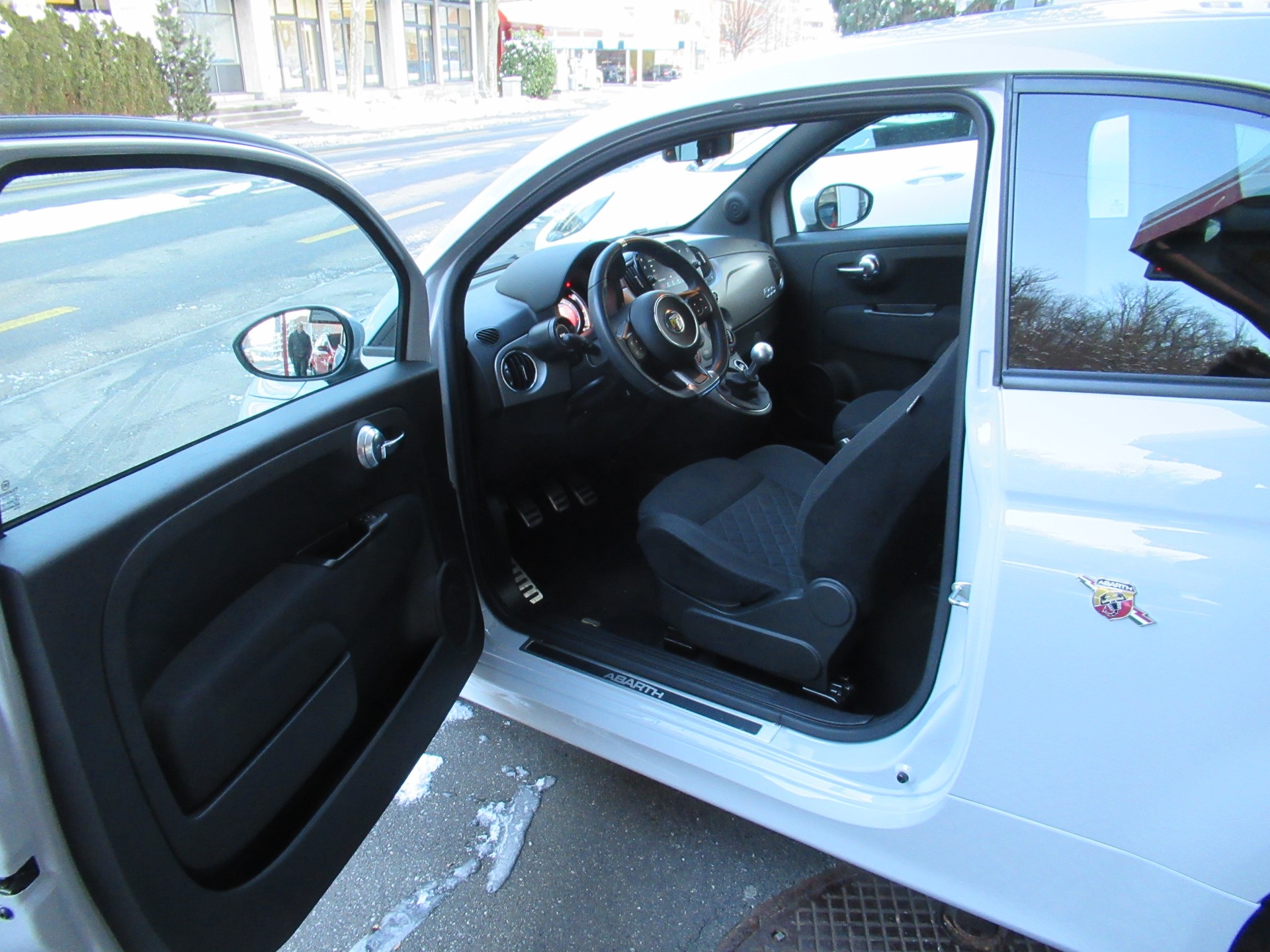 FIAT 595 1.4 16V Turbo Abarth 595-image-3
