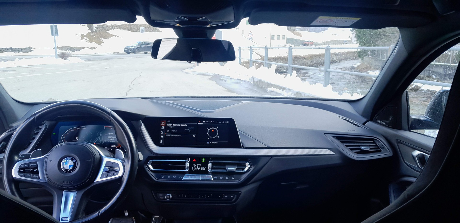 BMW 120d xDrive Steptronic M Sport-image-8