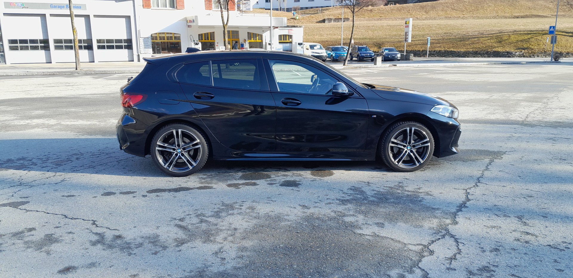 BMW 120d xDrive Steptronic M Sport-image-3