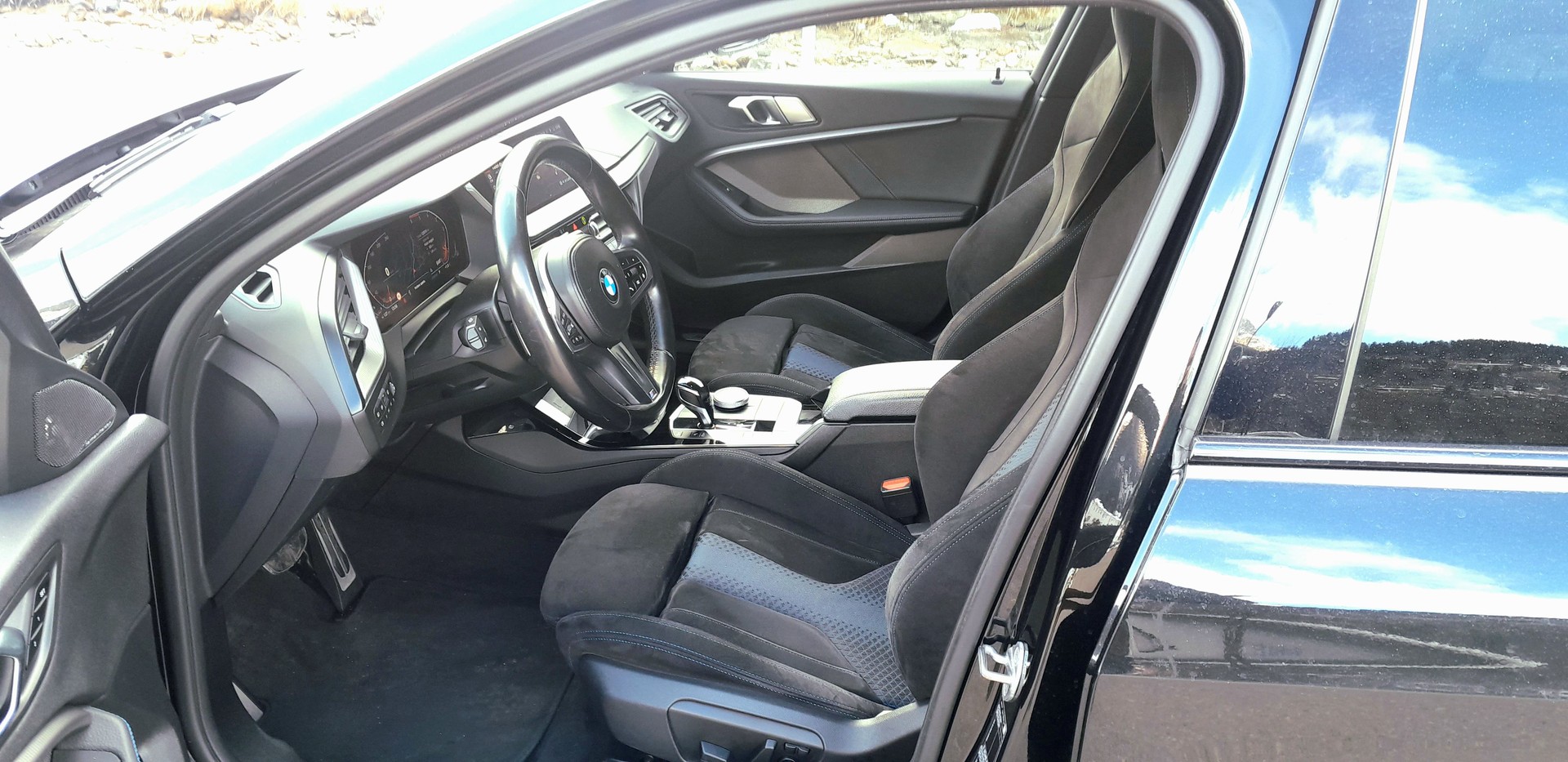 BMW 120d xDrive Steptronic M Sport-image-6