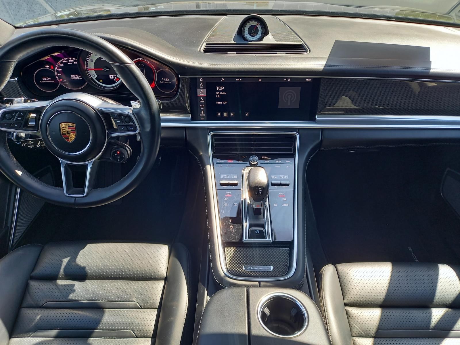 PORSCHE Panamera 4S PDK-image-4