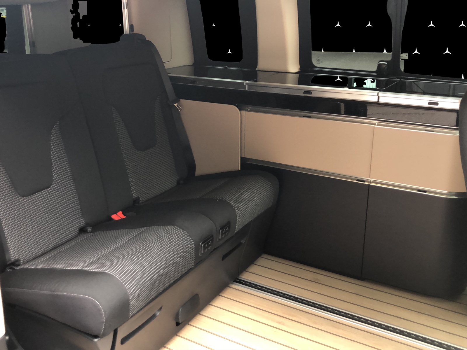 MERCEDES-BENZ Marco Polo 250 d 4M Automat-image-9