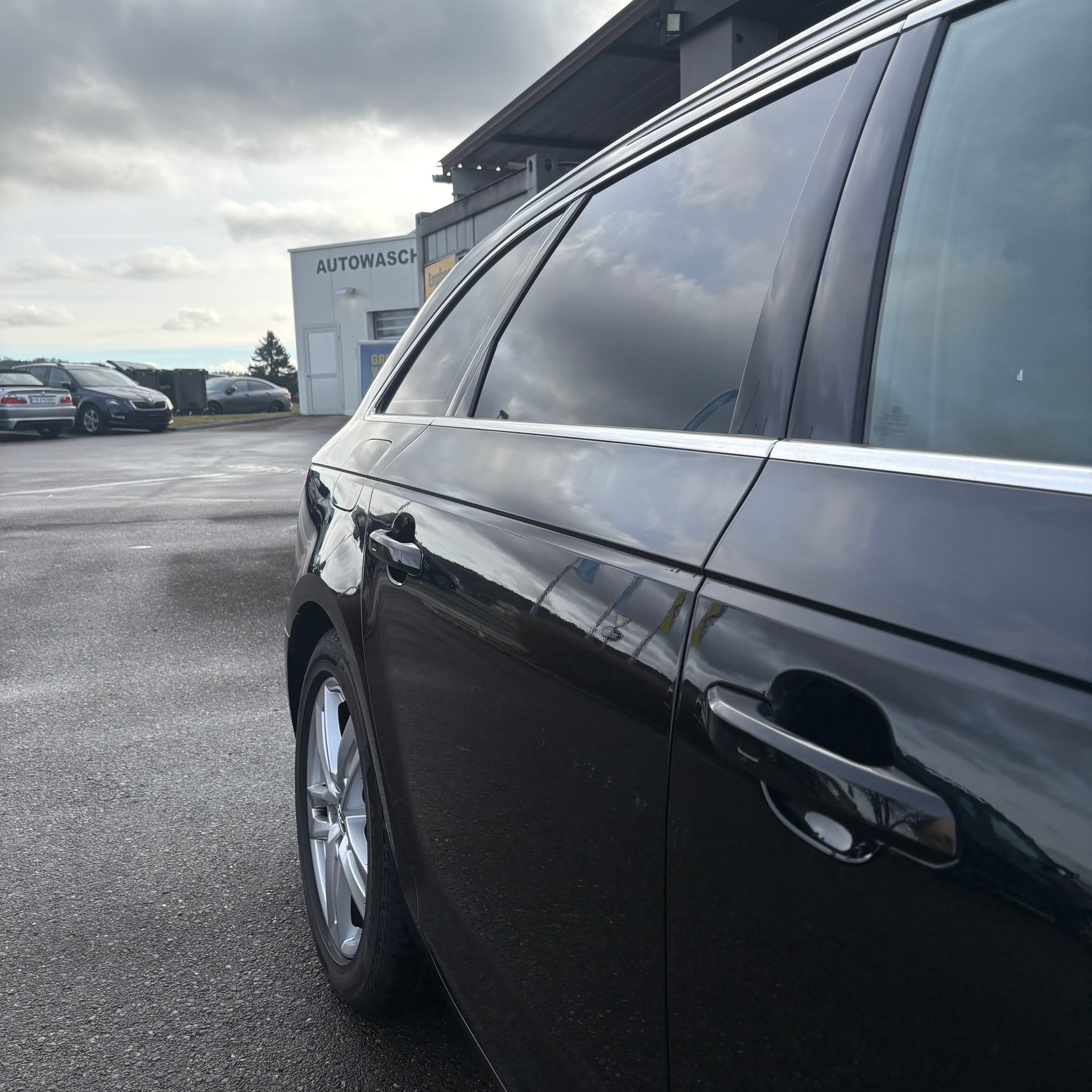 AUDI A4 Avant 3.0 TDI Design quattro tiptronic-image-4
