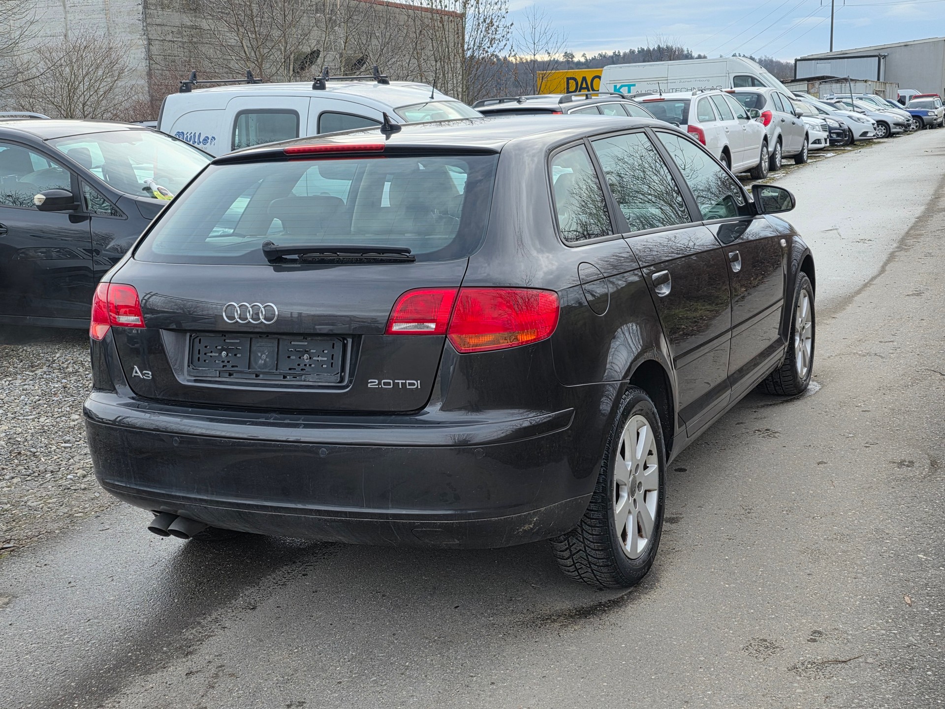AUDI A3 Sportback 2.0 TDI Ambition-image-2