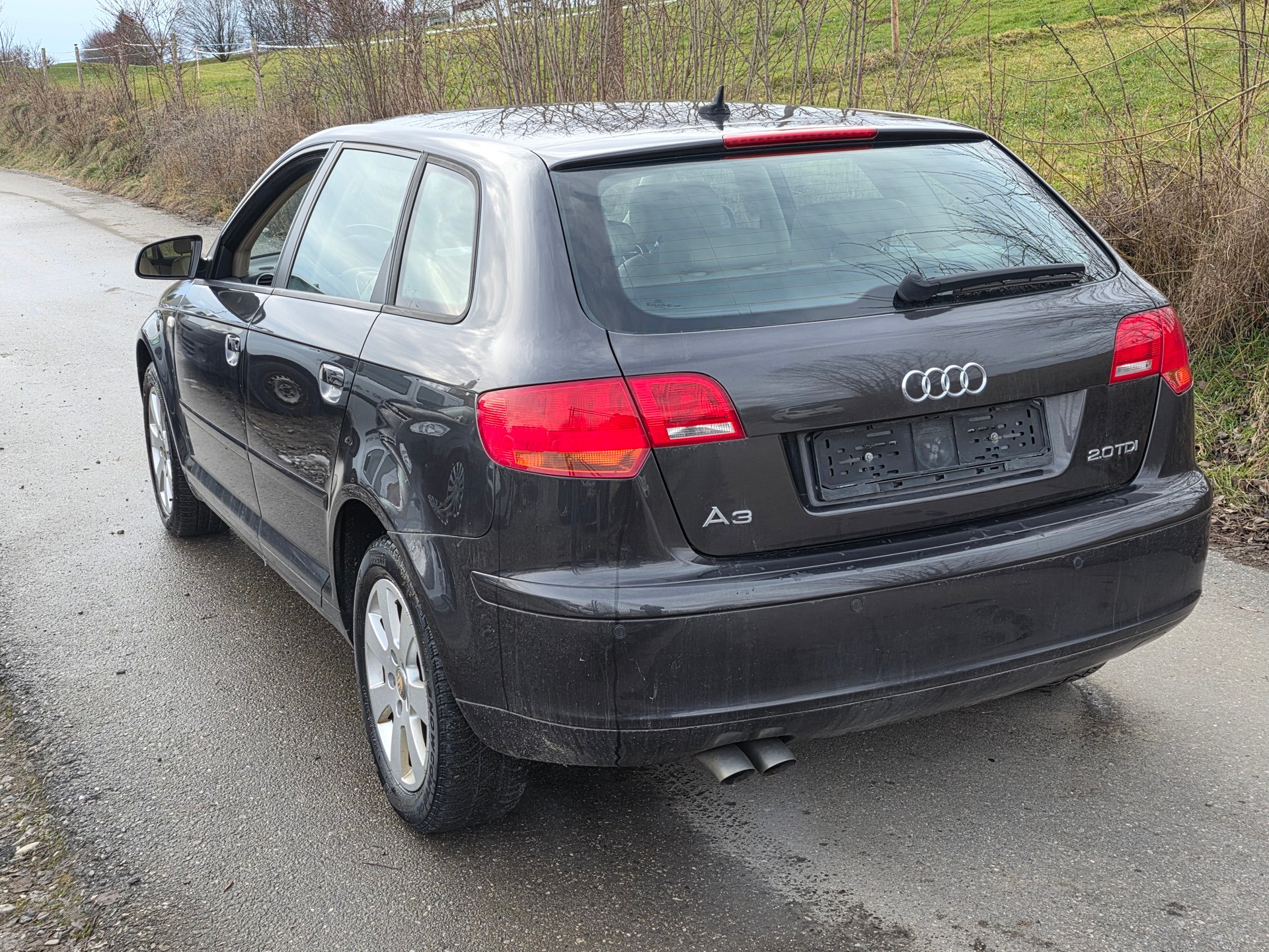 AUDI A3 Sportback 2.0 TDI Ambition-image-3