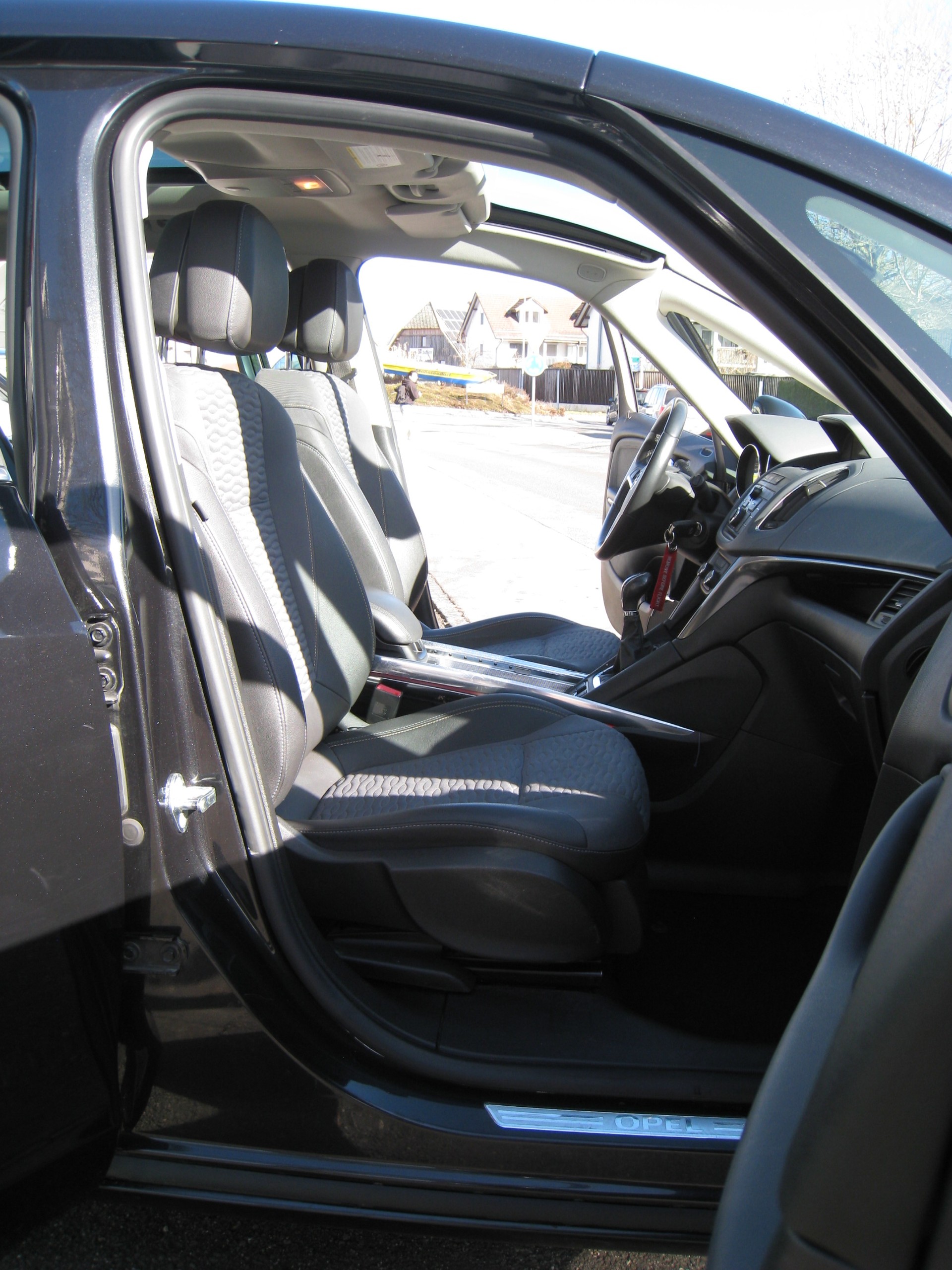 OPEL Zafira Tourer 2.0 CDTi Cosmo Start&Stop-image-11