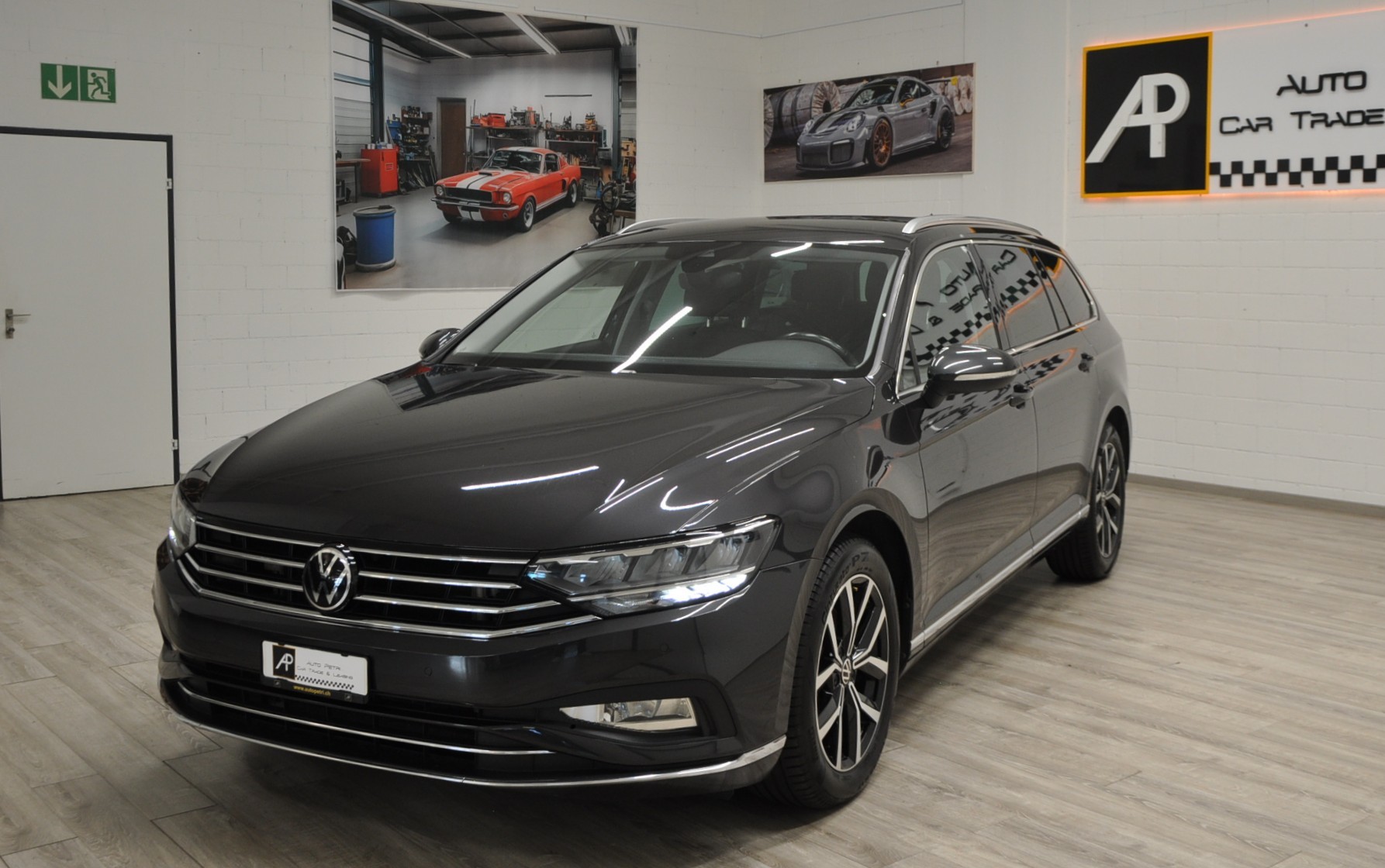 VW Passat 2.0 TDI BMT Business 4Motion DSG-image-8