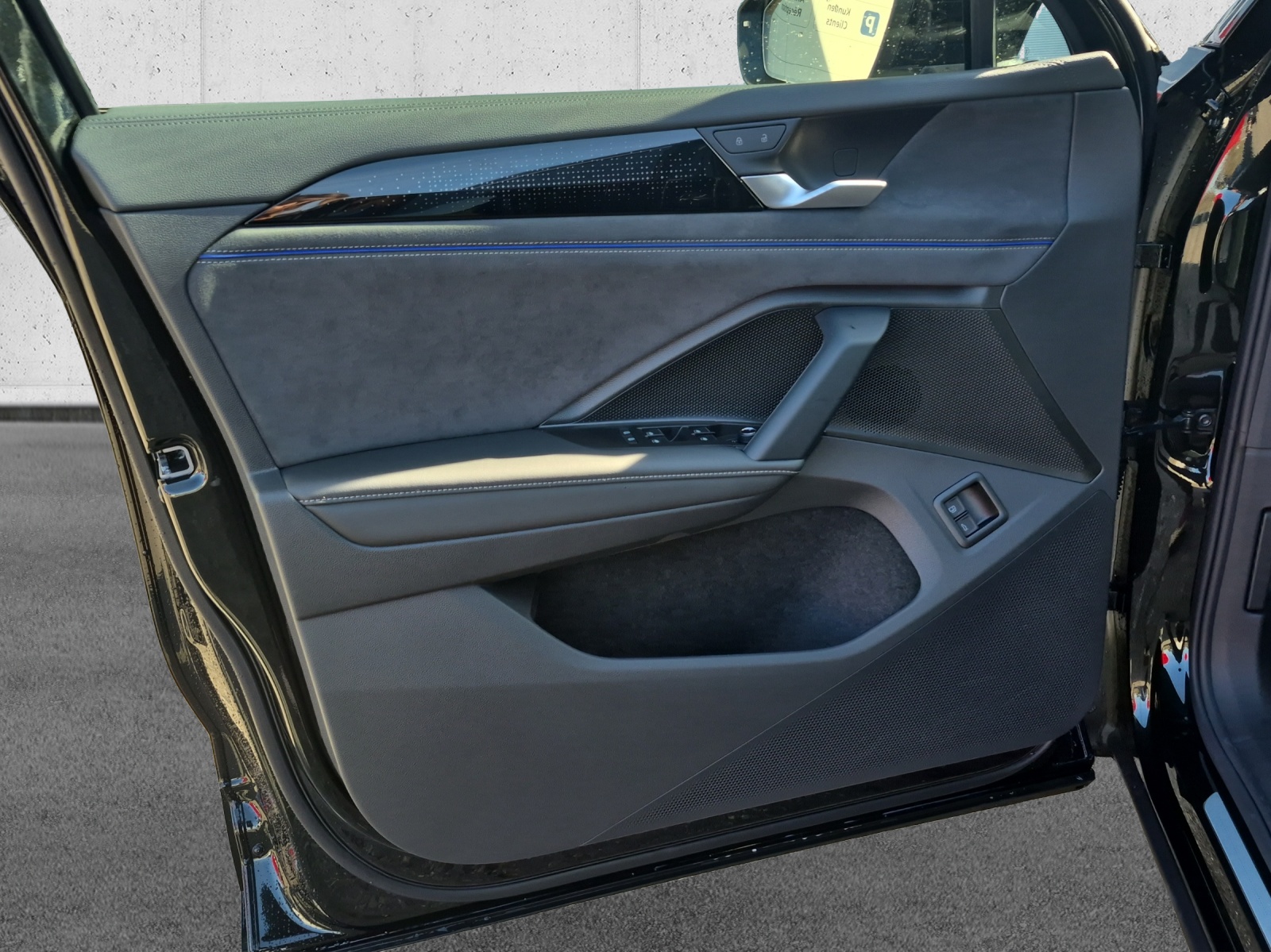 VW Tayron 1.5 TSI evo2 eHybrid R-Line DSG-image-11