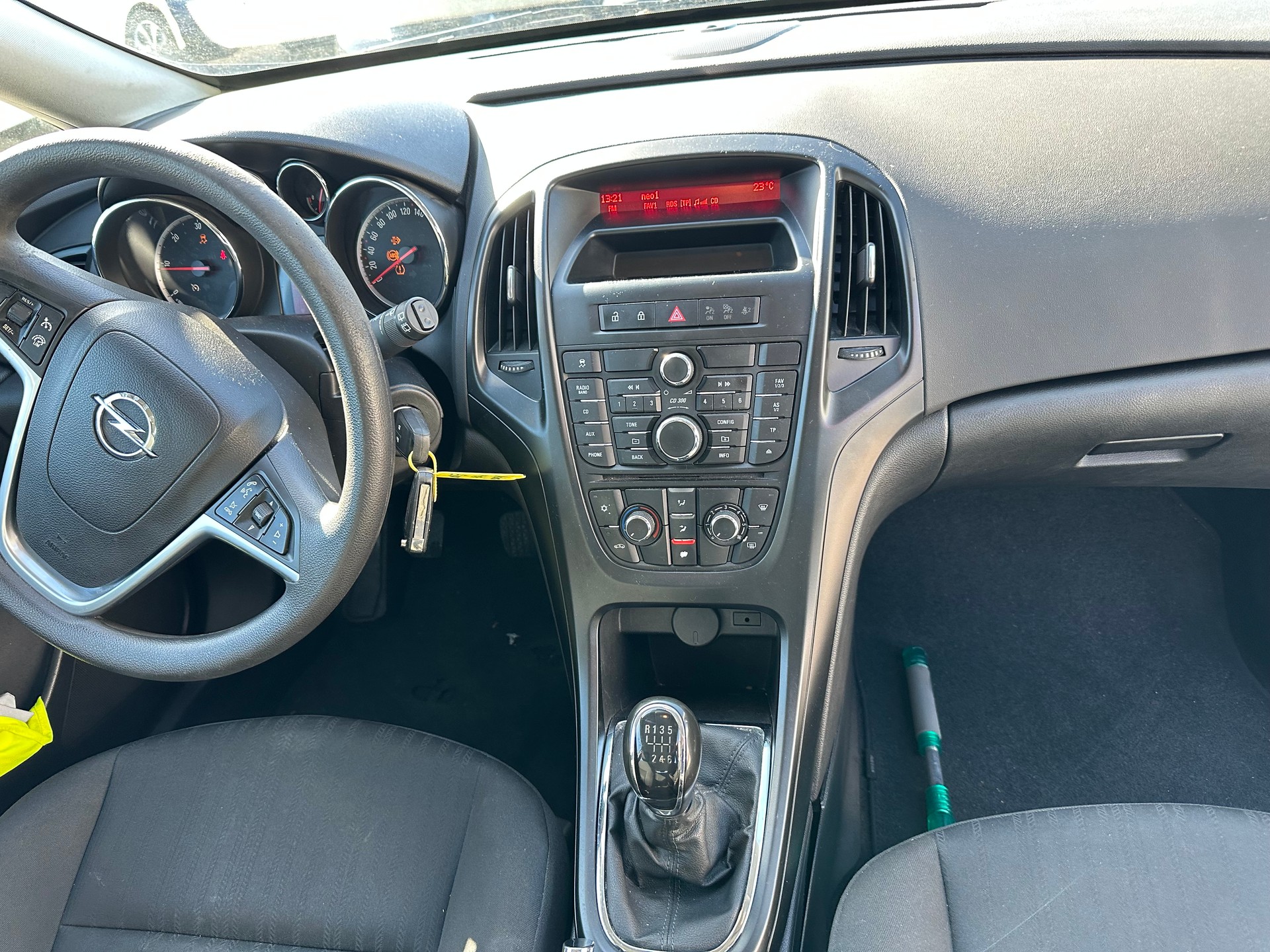 OPEL Astra SportsTourer 1.7 CDTi-image-5