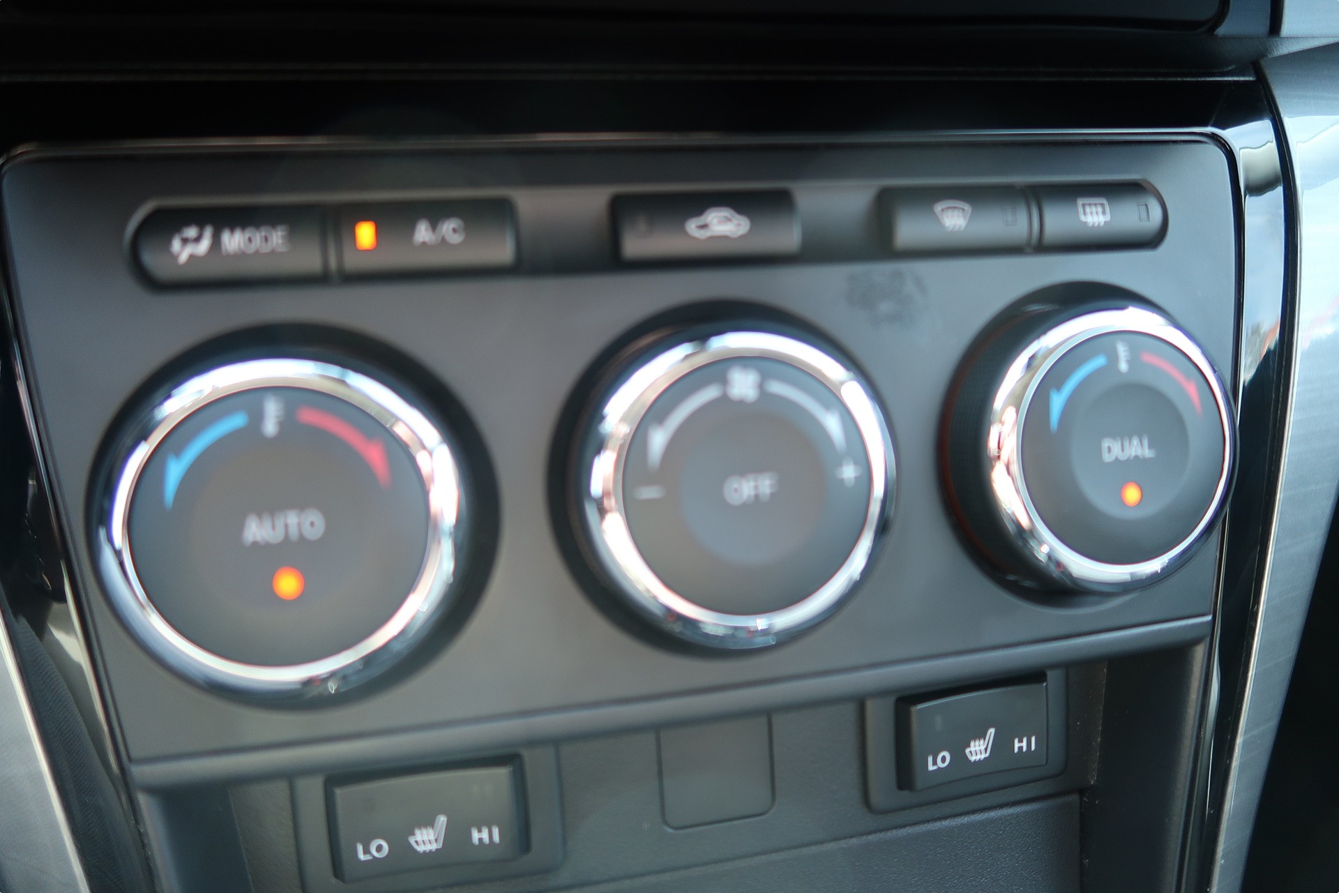 MAZDA 6 2.2 CD 16V Sport-image-12