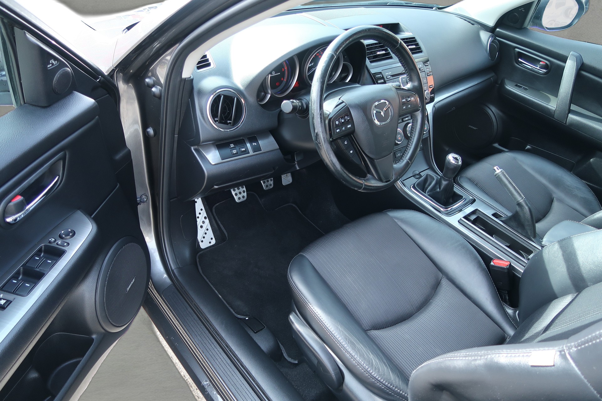 MAZDA 6 2.2 CD 16V Sport-image-6