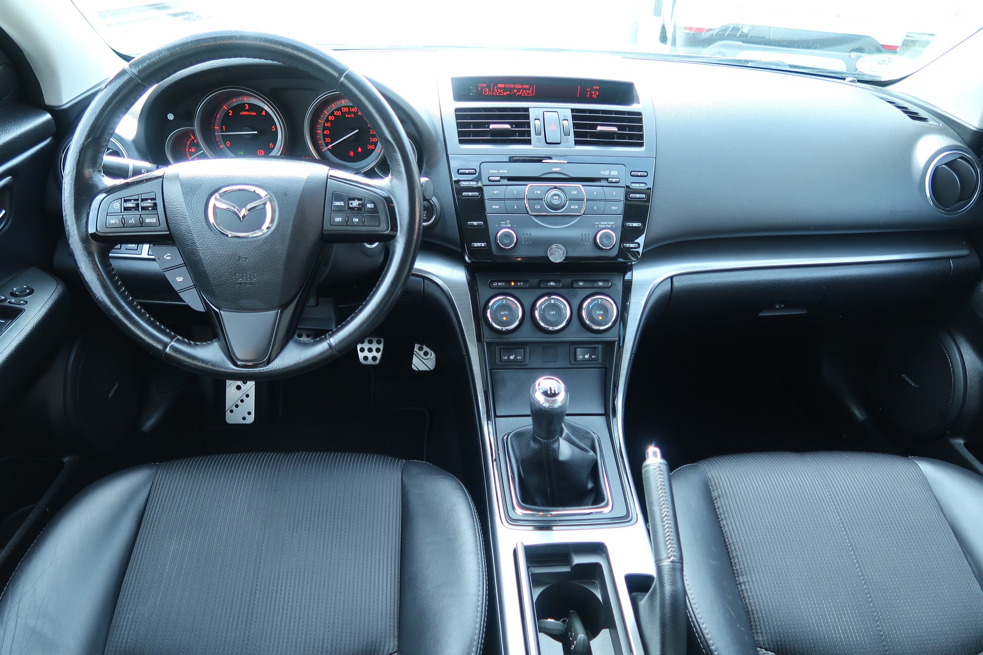 MAZDA 6 2.2 CD 16V Sport-image-8
