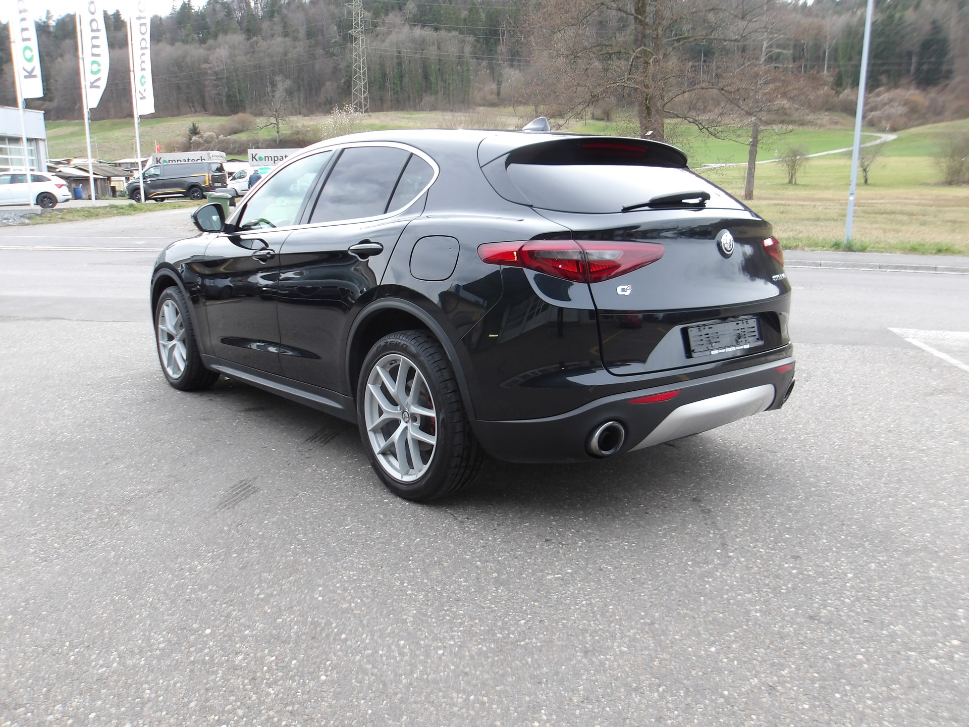 ALFA ROMEO Stelvio 2.0 First Edition Q4 Automatic-image-2