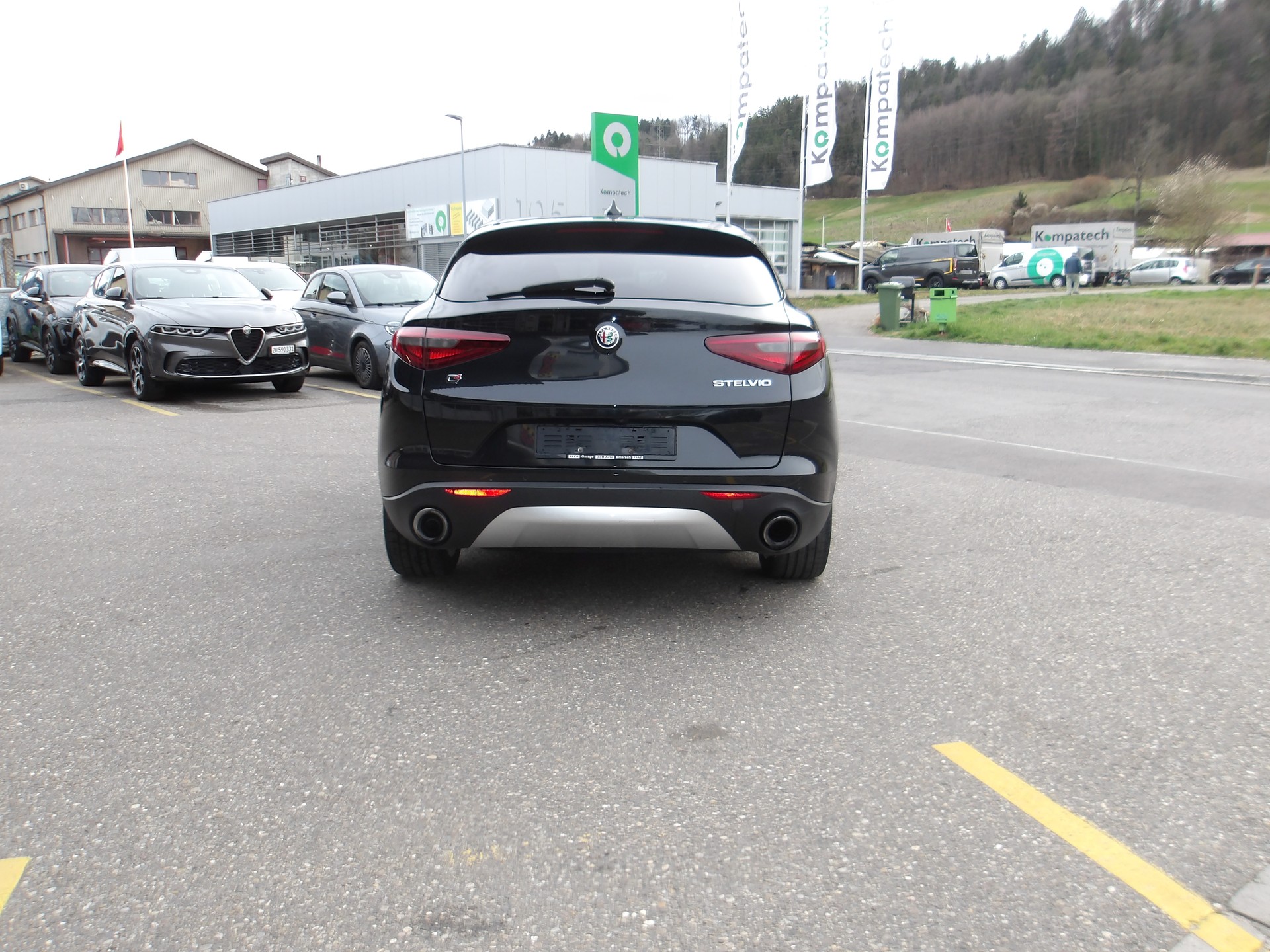 ALFA ROMEO Stelvio 2.0 First Edition Q4 Automatic-image-3