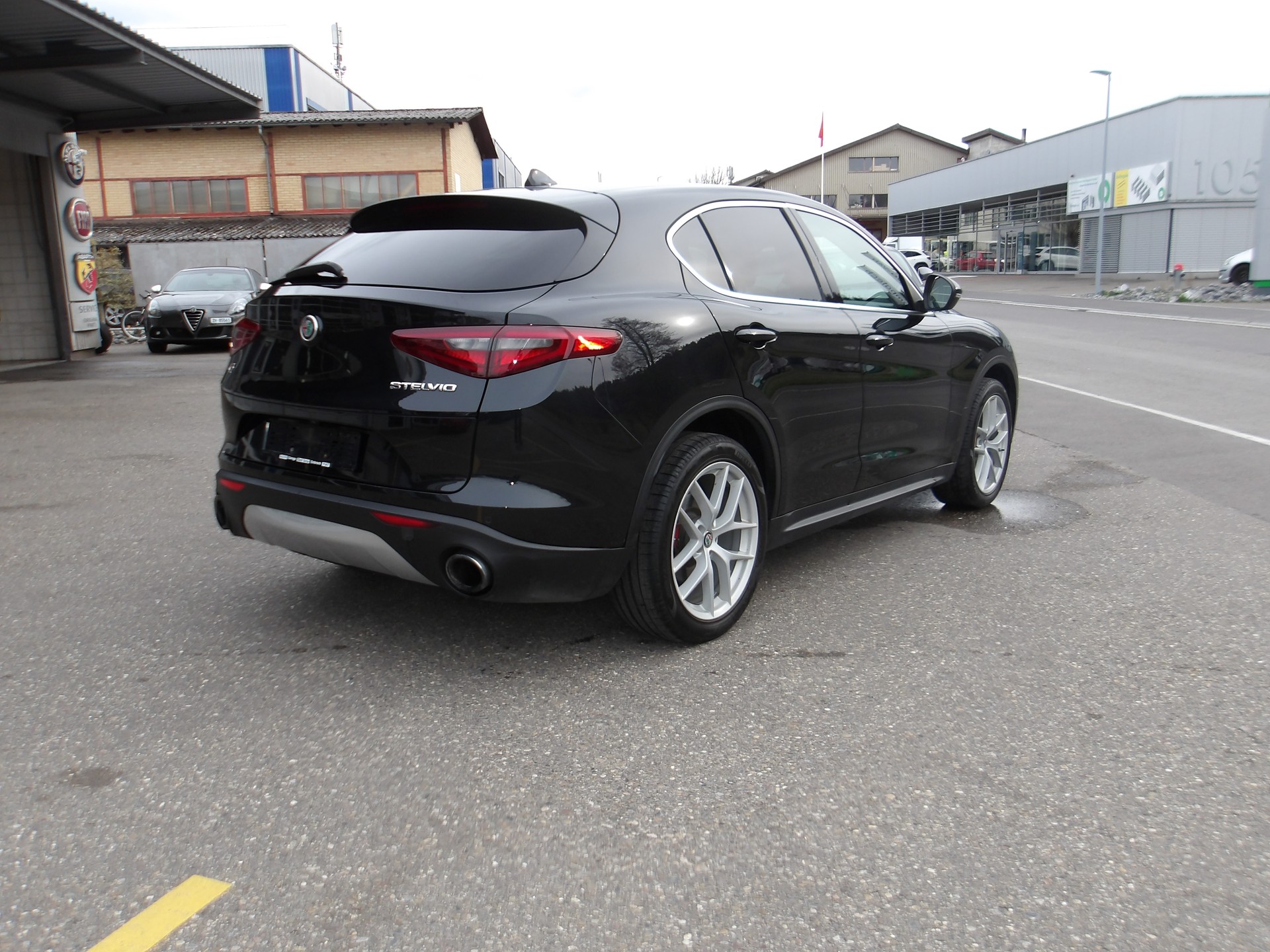 ALFA ROMEO Stelvio 2.0 First Edition Q4 Automatic-image-4