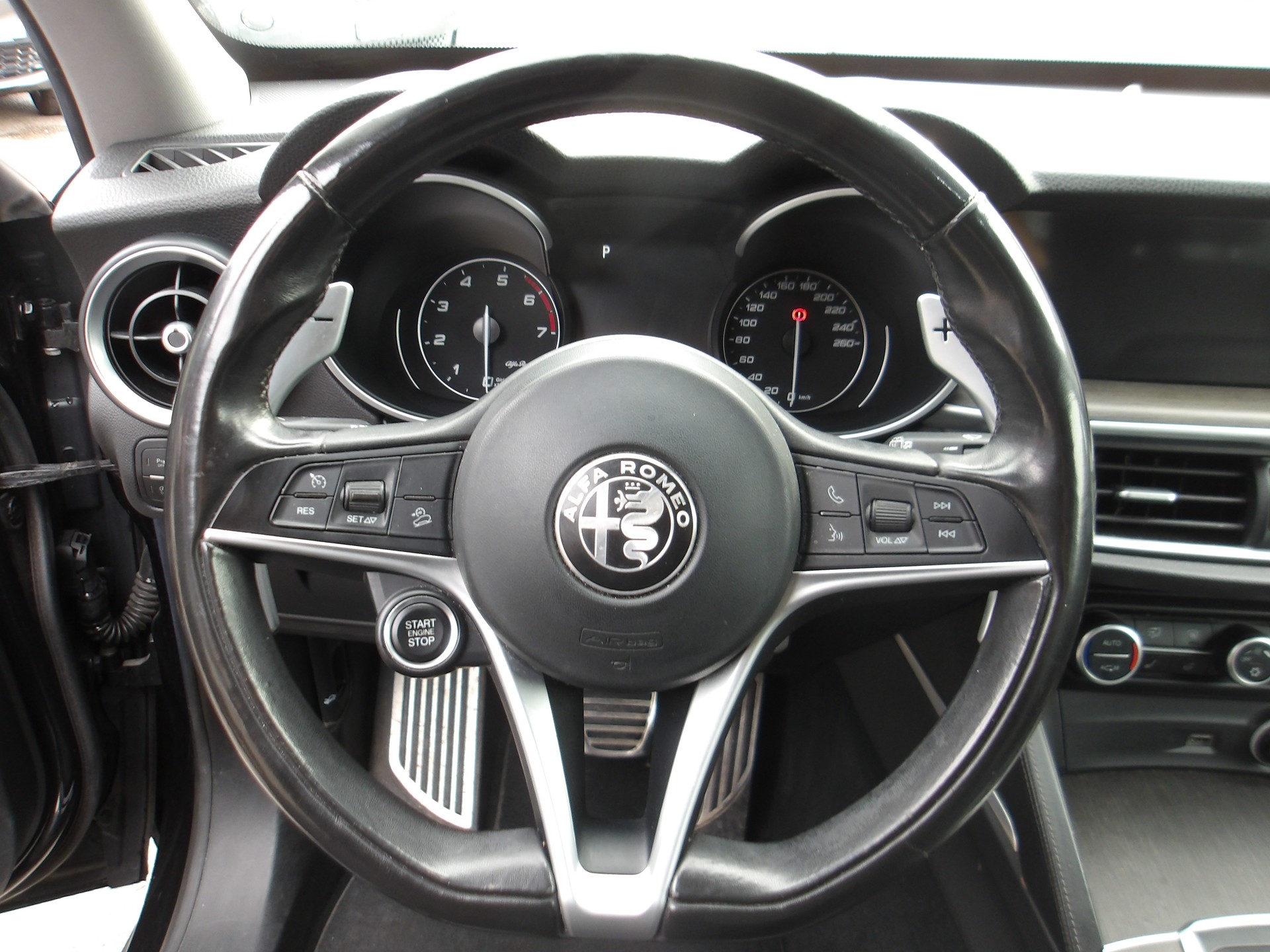 ALFA ROMEO Stelvio 2.0 First Edition Q4 Automatic-image-11