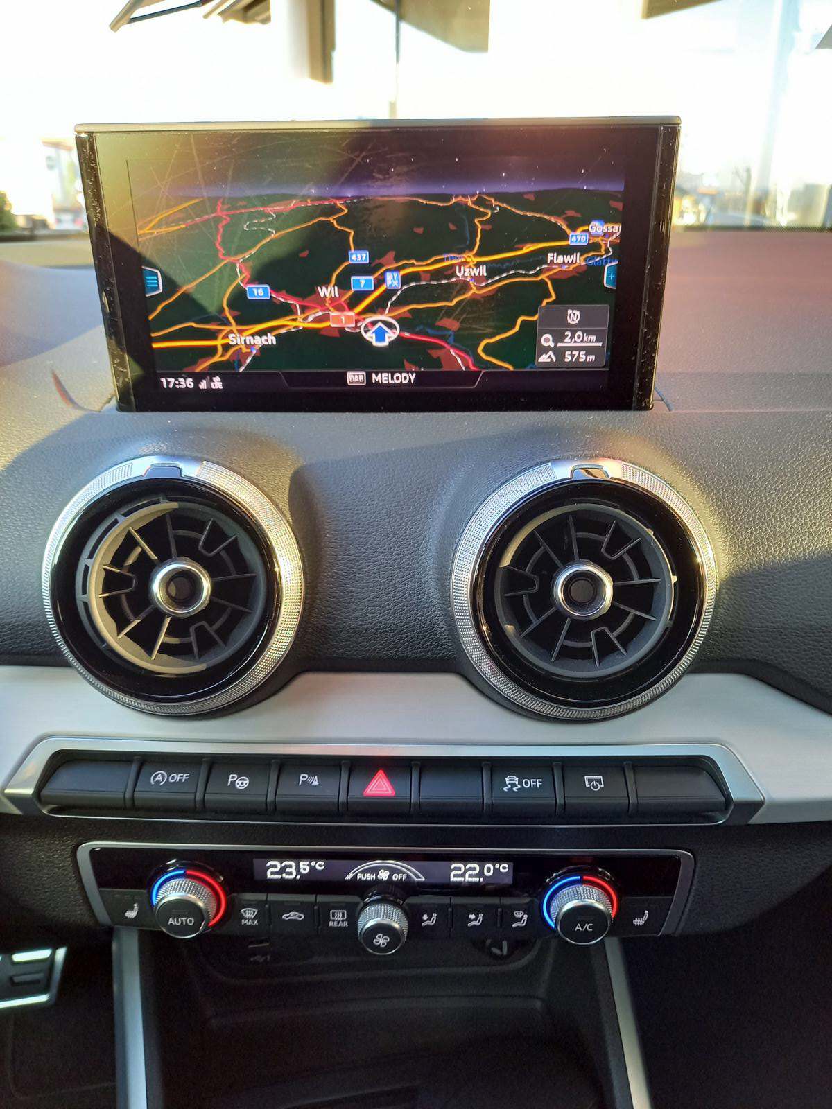 AUDI Q2 35 TFSI advanced S-tronic-image-9