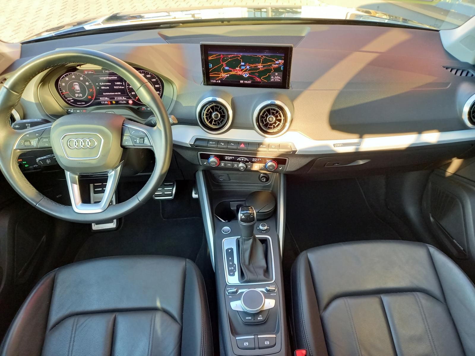 AUDI Q2 35 TFSI advanced S-tronic-image-5